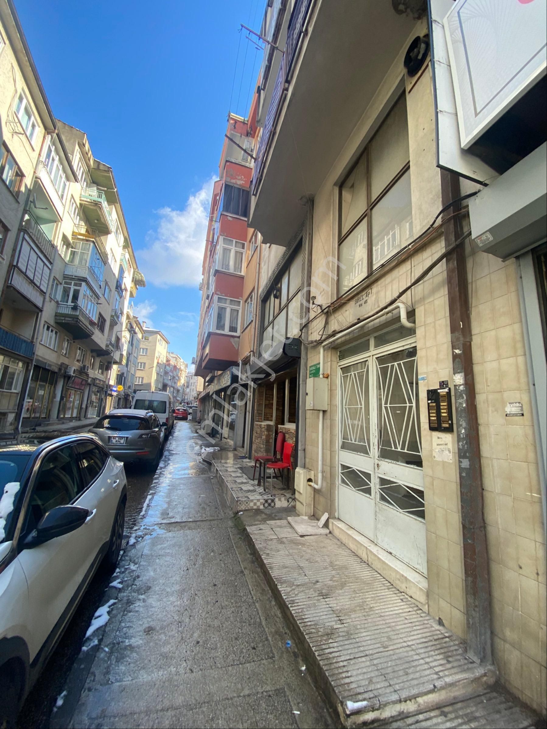 Bursalı Tahir Cd. Üstü Tophane Manzaralı Asansörlü Satılık Daire - Görsel 21