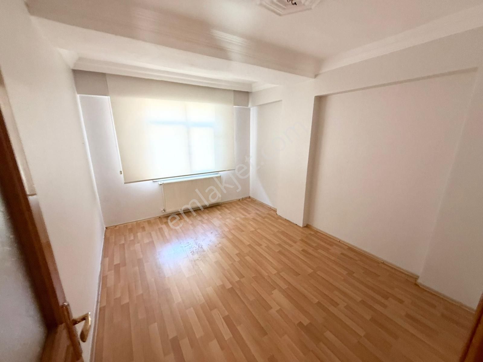 Üç Kardeşler'den 50.yıl Mh 2+1 Krediye Uygun Masrafsız Ara Kat - Görsel 3