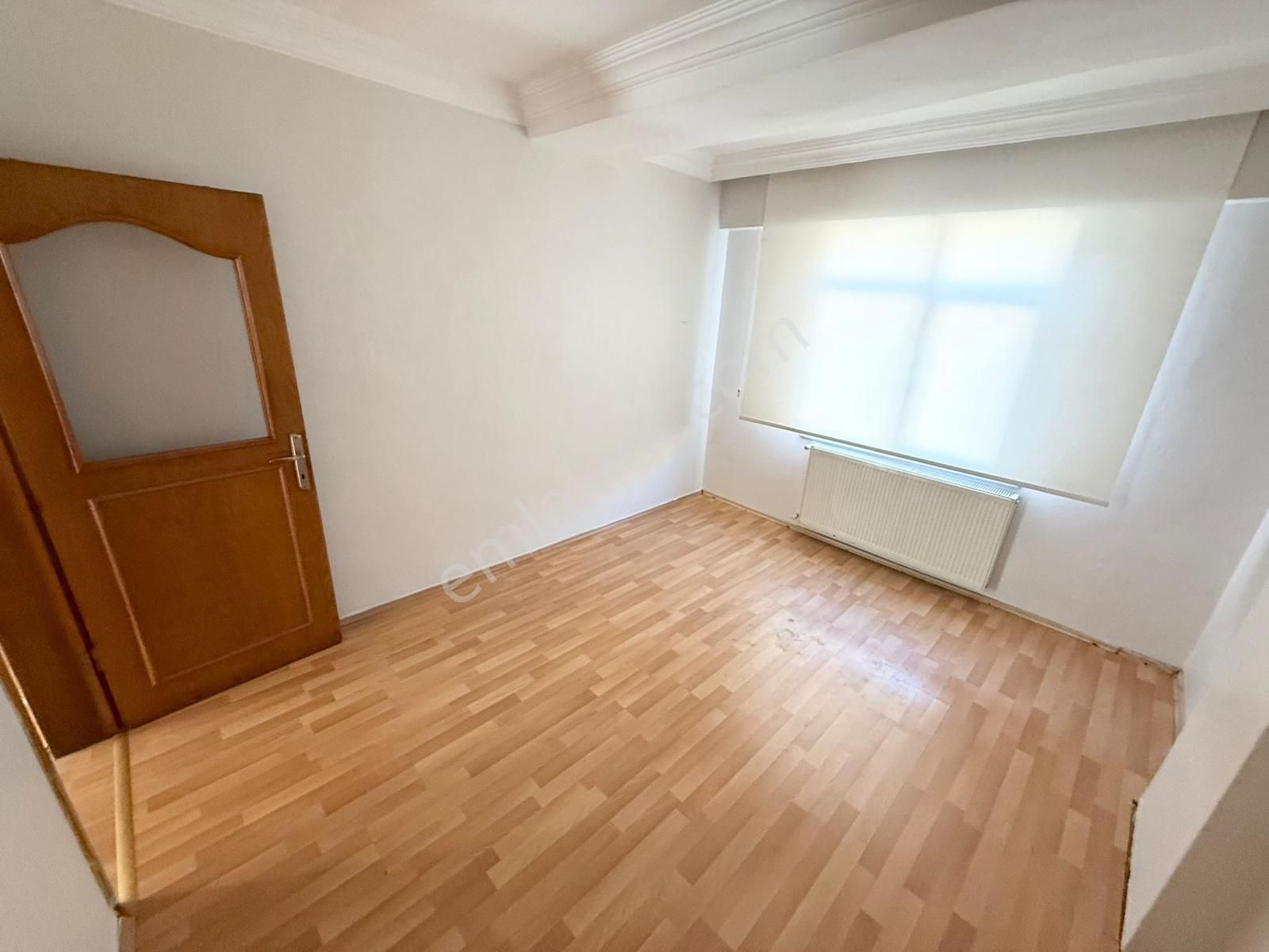 Üç Kardeşler'den 50.yıl Mh 2+1 Krediye Uygun Masrafsız Ara Kat - Görsel 4