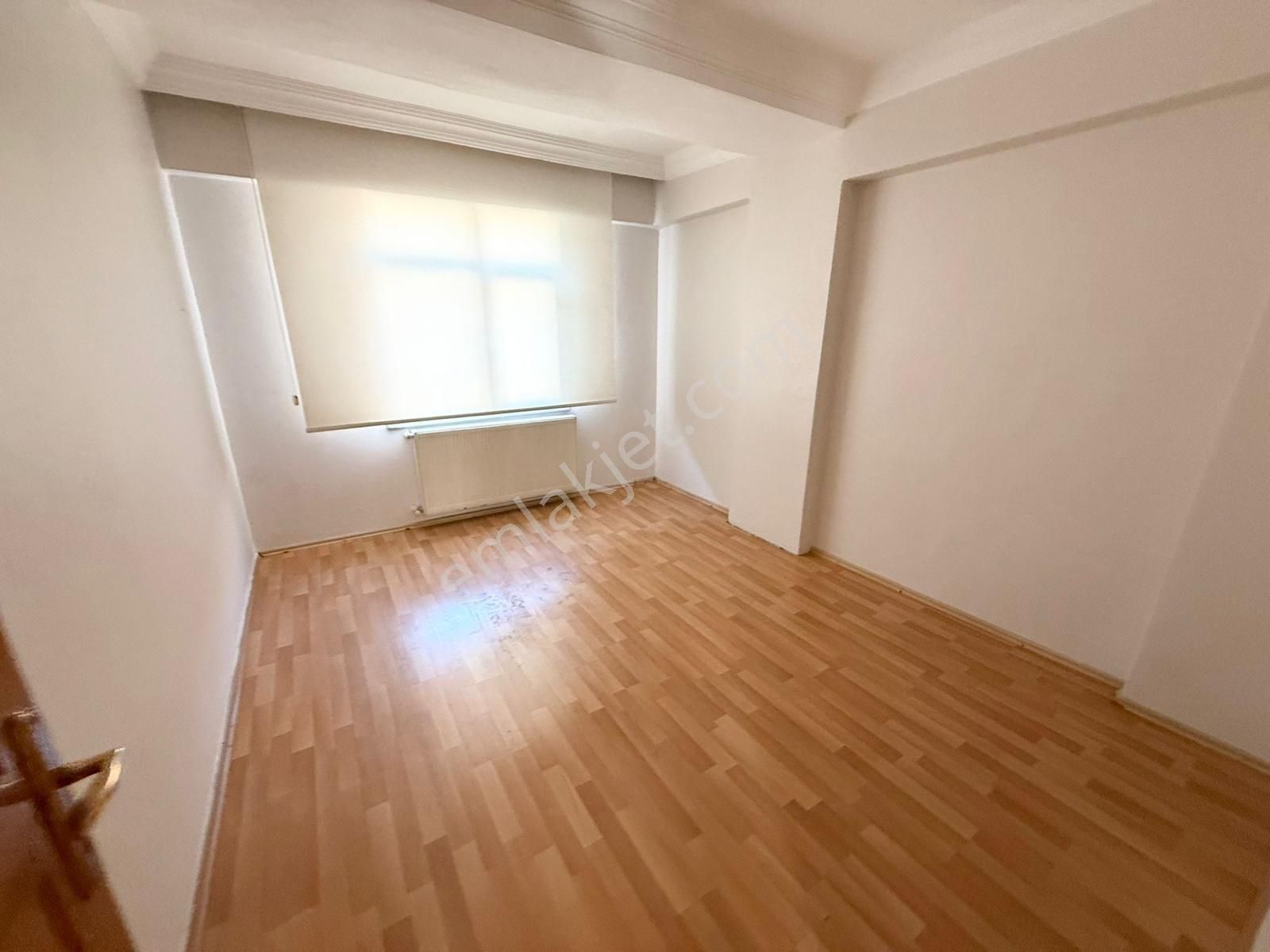 Üç Kardeşler'den 50.yıl Mh 2+1 Krediye Uygun Masrafsız Ara Kat - Görsel 2