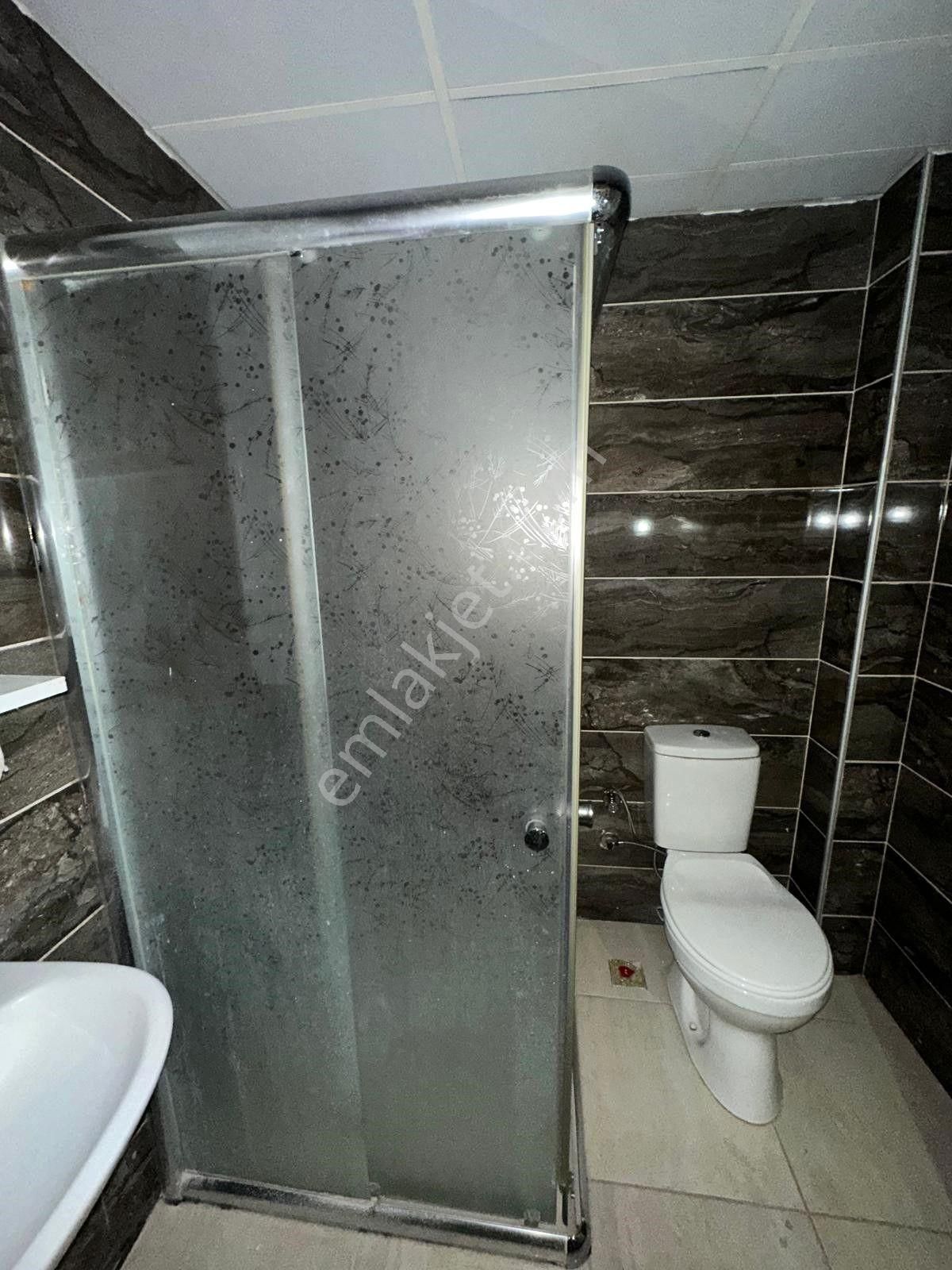 Recep Ümit Emlak'tan Erenköy Mahallesinde Yıldırım Caddesi Yakınında Asansörlü Kiralık 2+1 Daire - Görsel 20