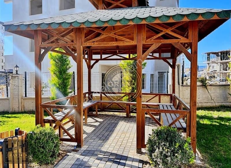 Mersin Mezitli Kuyuluk Mah.2+1 Satılık Daire(kombi Klima Mevcut - Görsel 24