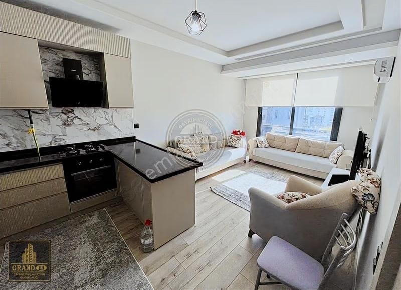 Mersin Mezitli Kuyuluk Mah.2+1 Satılık Daire(kombi Klima Mevcut - Görsel 3