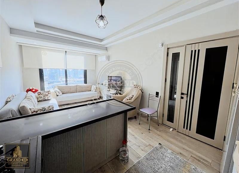 Mersin Mezitli Kuyuluk Mah.2+1 Satılık Daire(kombi Klima Mevcut - Görsel 5