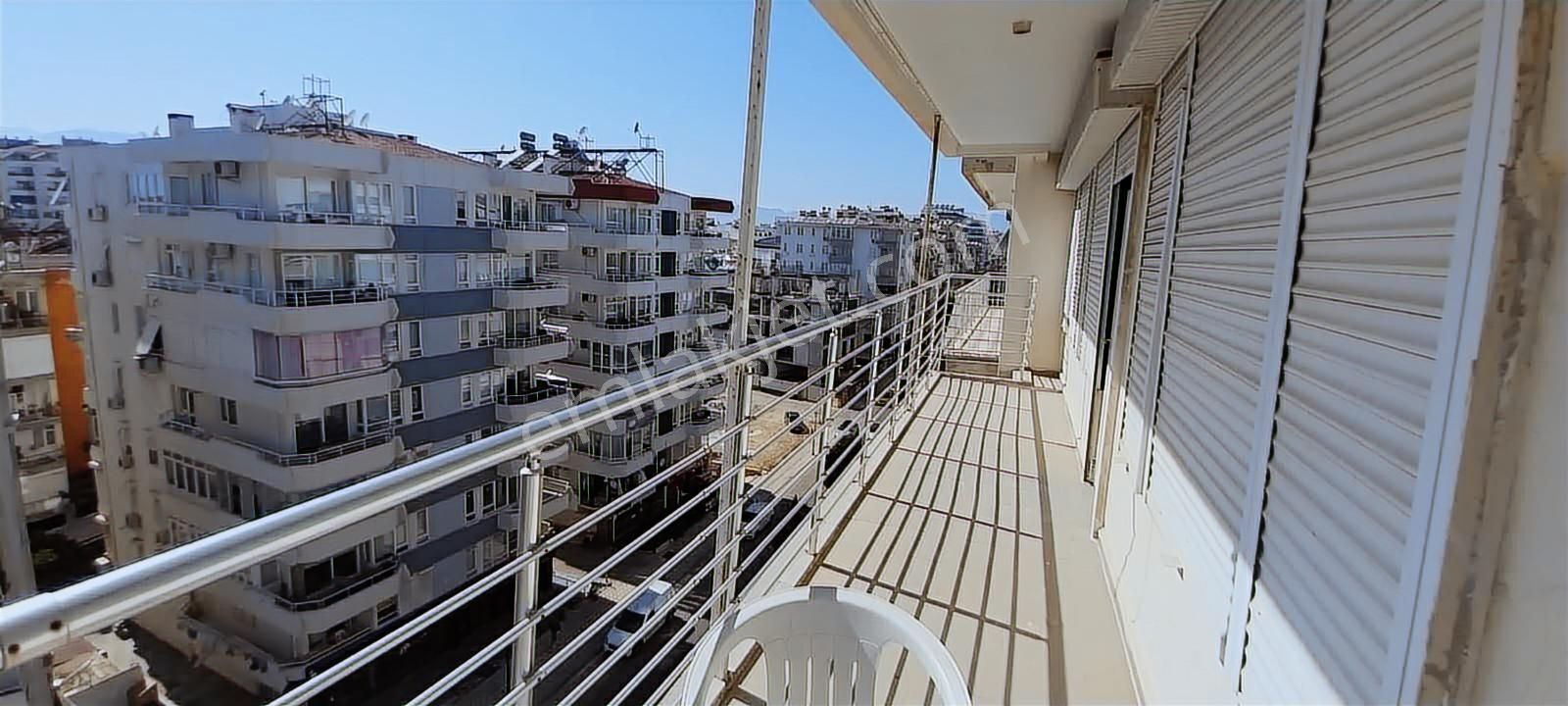 Işıklar Caddesi - Deniz Manzaralı Kiralık 3+1 Daire - Görsel 10