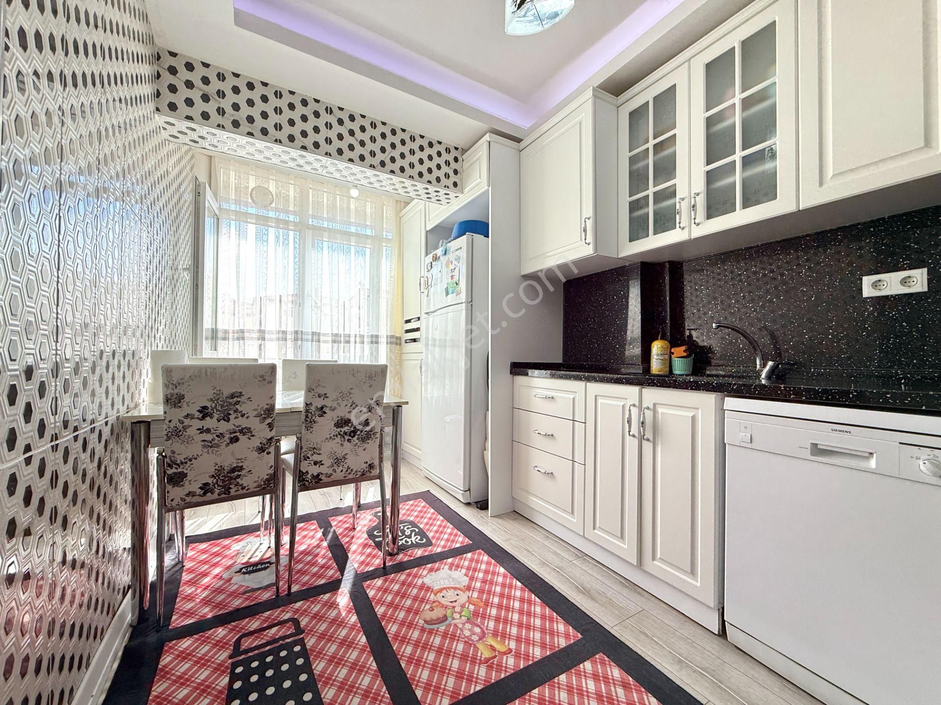 Ufuk Kılıç Emlak'tan Merkezde Full Yapılı Masrafsız, Güney C. Katta 3+1 - Görsel 6