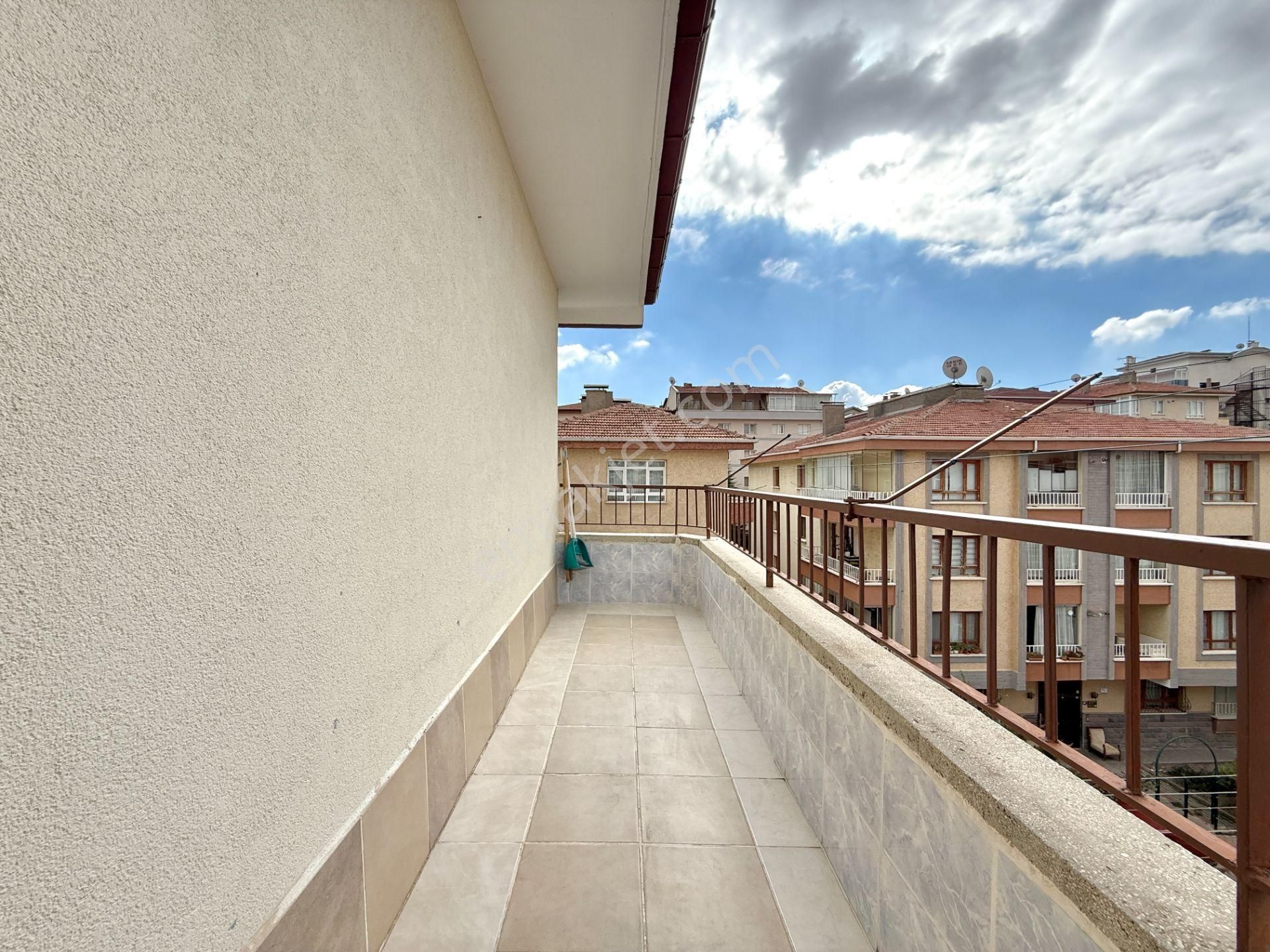 Ufuk Kılıç Emlak'tan Merkezde Full Yapılı Masrafsız, Güney C. Katta 3+1 - Görsel 21