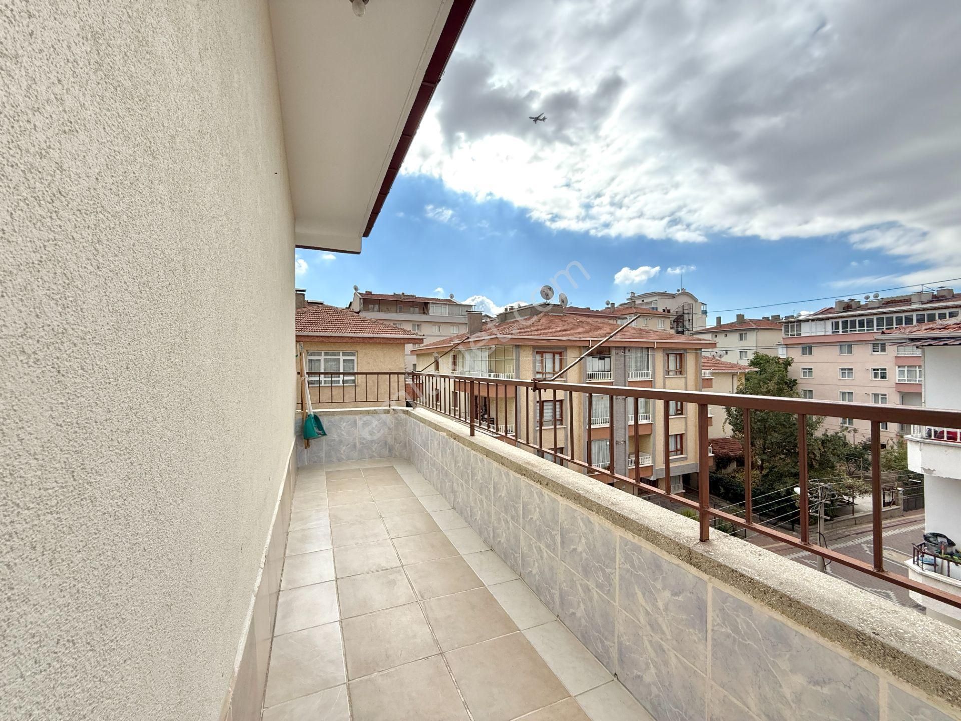 Ufuk Kılıç Emlak'tan Merkezde Full Yapılı Masrafsız, Güney C. Katta 3+1 - Görsel 22