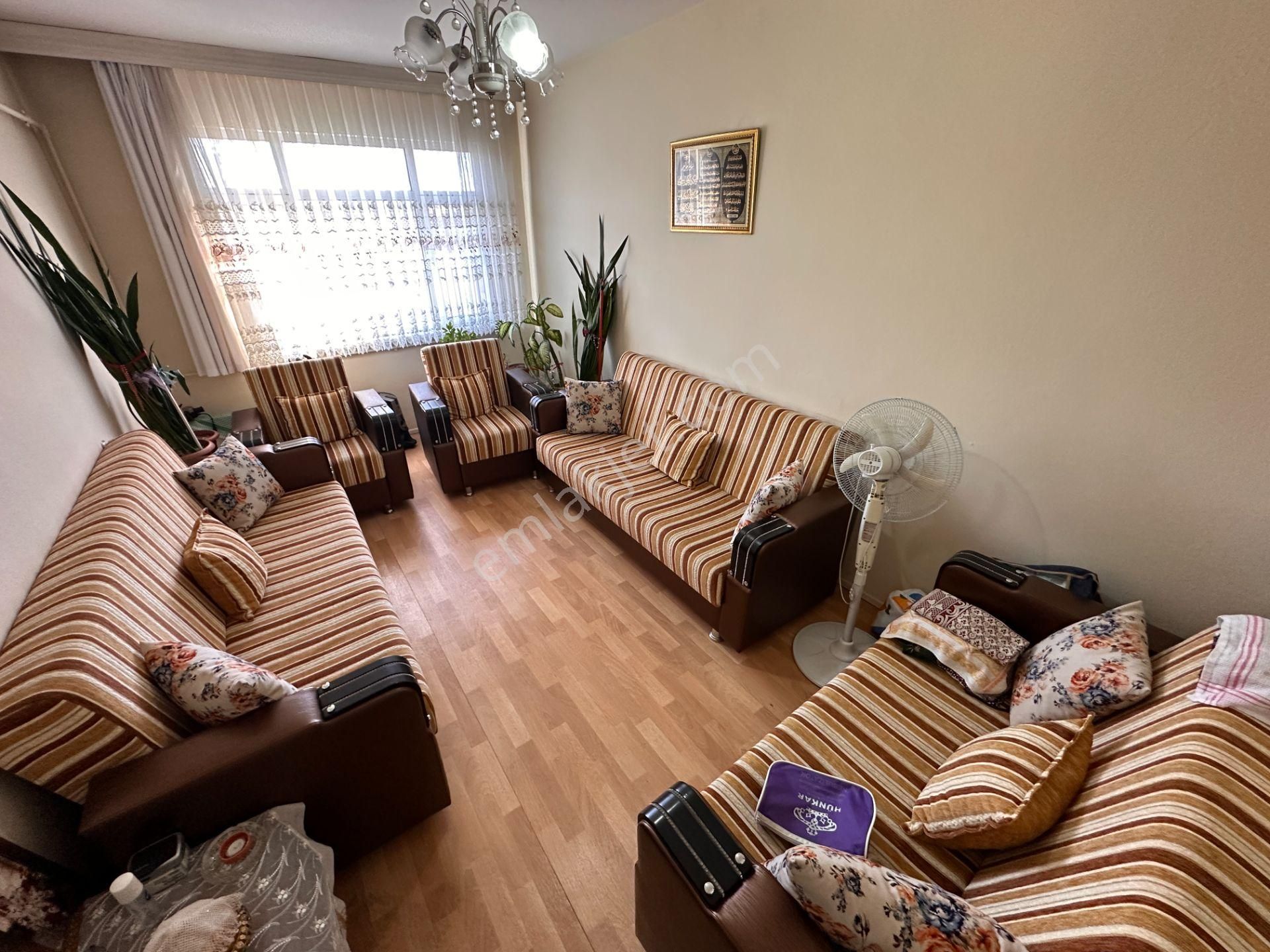 Next House'dan, Küçükköy Akdeniz Caddesinde, 2+1, Ara Kat Fırsat - Görsel 3