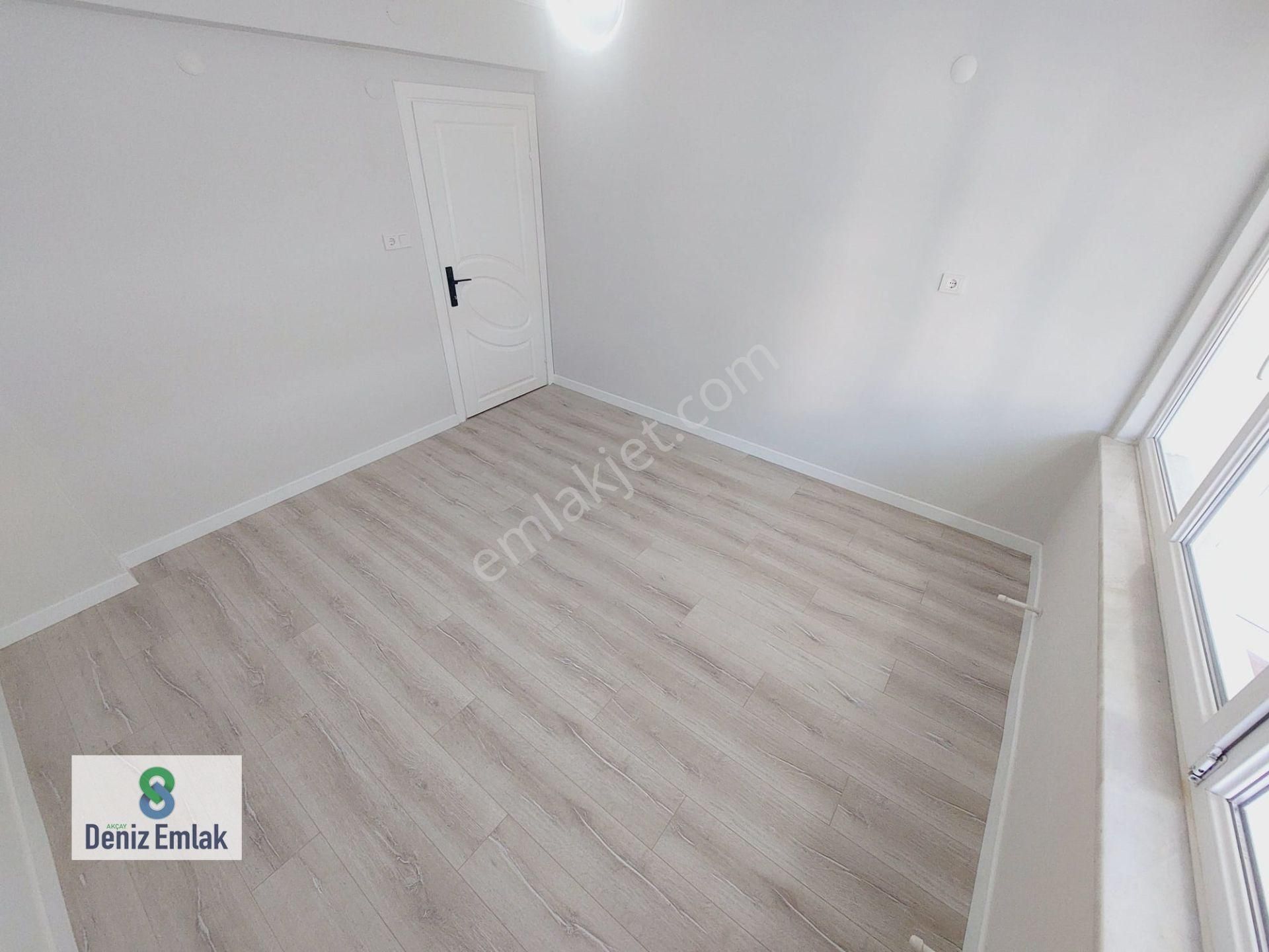 Denizden Akçayda Denize 300 M Öncephe Arakat Satılık 2+1 Daire. - Görsel 27