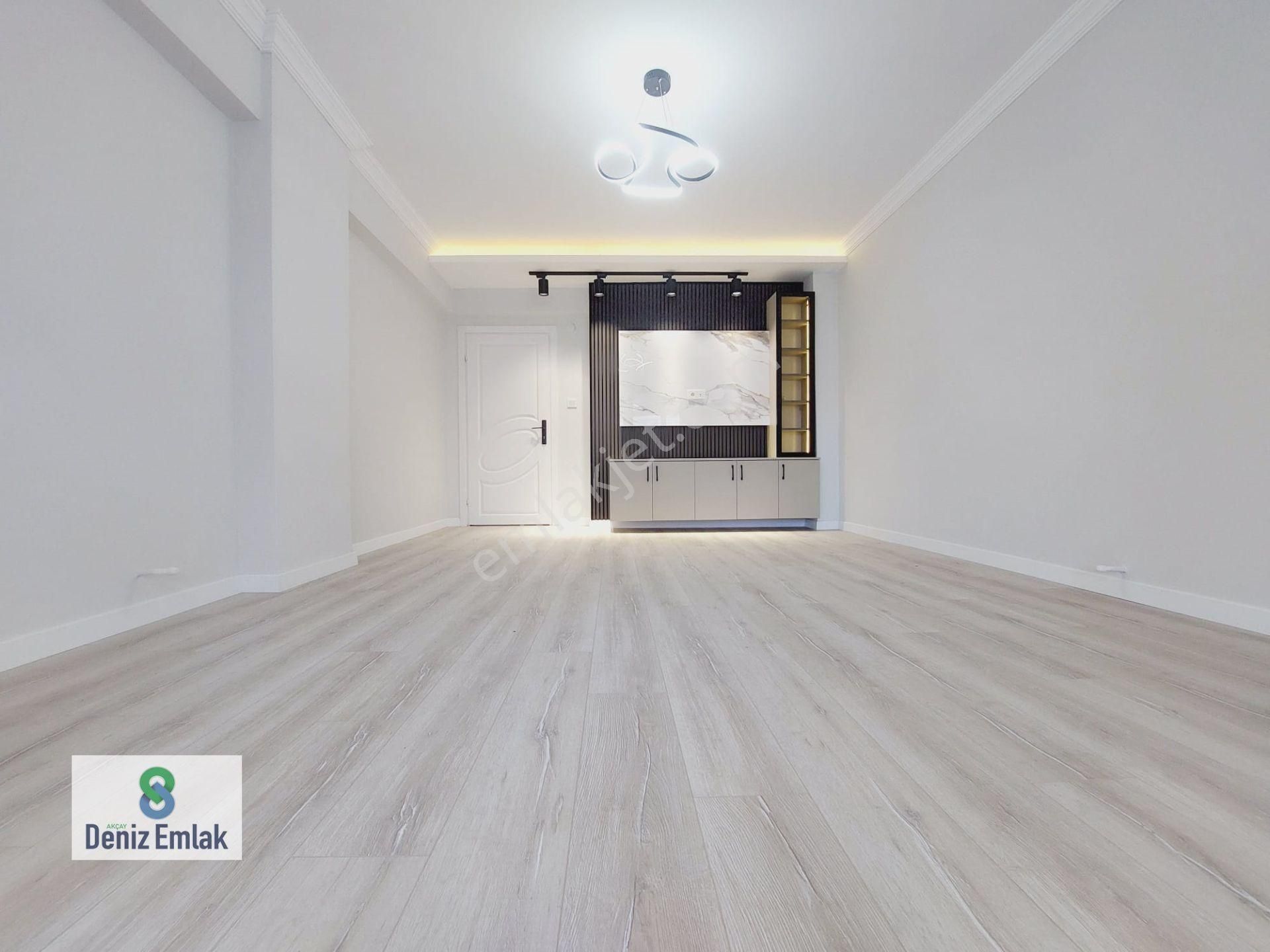 Denizden Akçayda Denize 300 M Öncephe Arakat Satılık 2+1 Daire. - Görsel 7