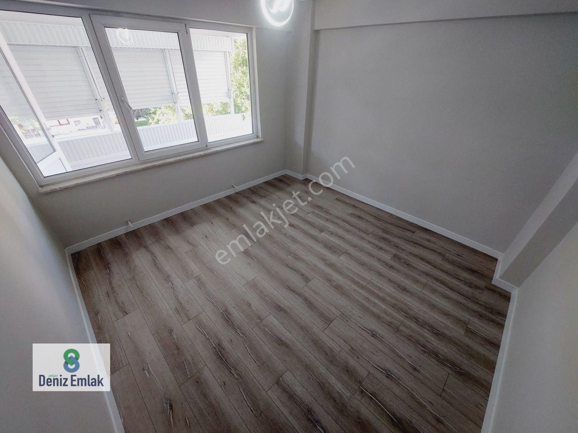 Denizden Akçayda Denize 300 M Öncephe Arakat Satılık 2+1 Daire. - Görsel 21
