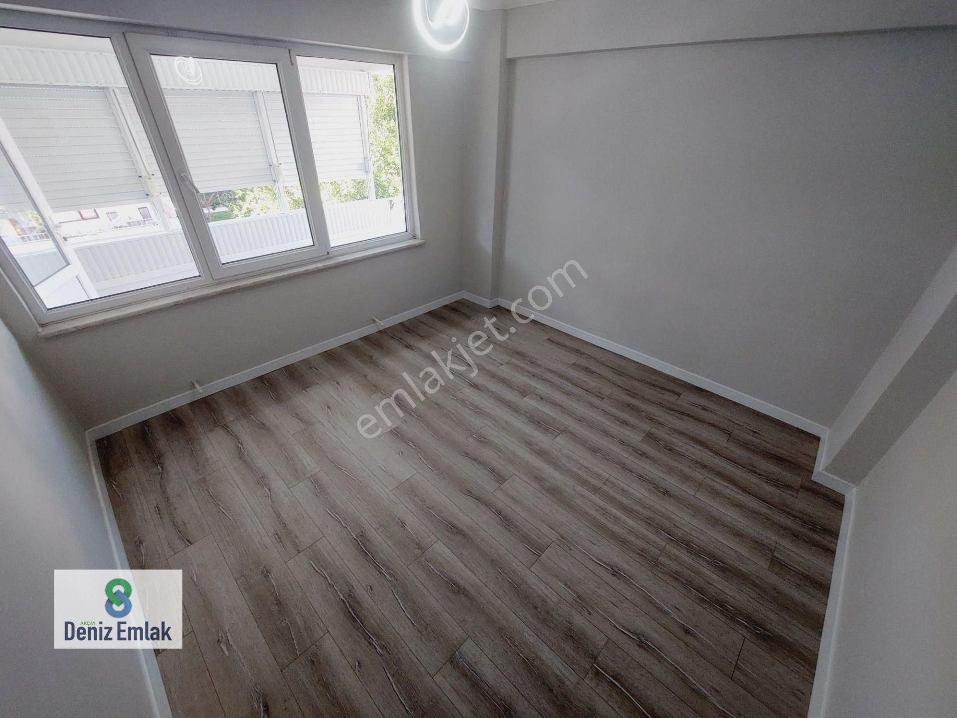 Denizden Akçayda Denize 300 M Öncephe Arakat Satılık 2+1 Daire. - Görsel 16