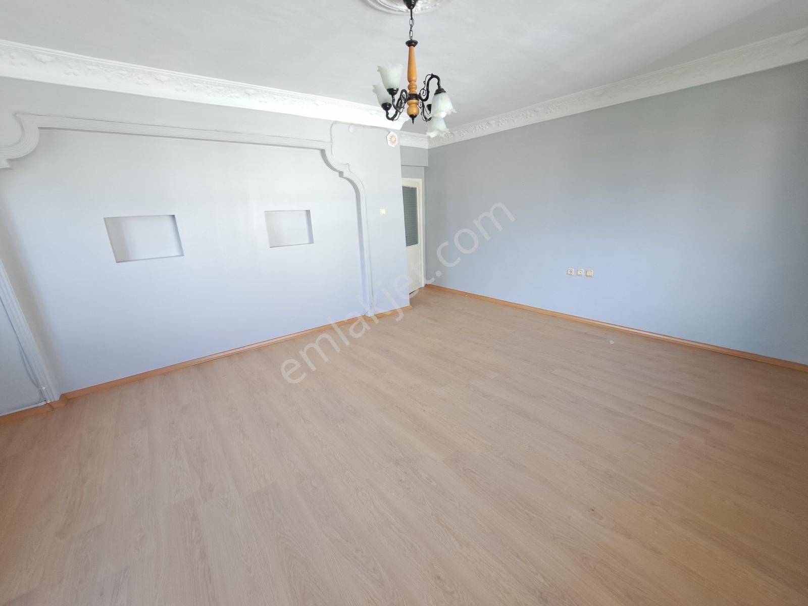 Sakarya Yağcılar Mahallesi Altay Sitesinde Satılık 3+1 Daire - Görsel 6