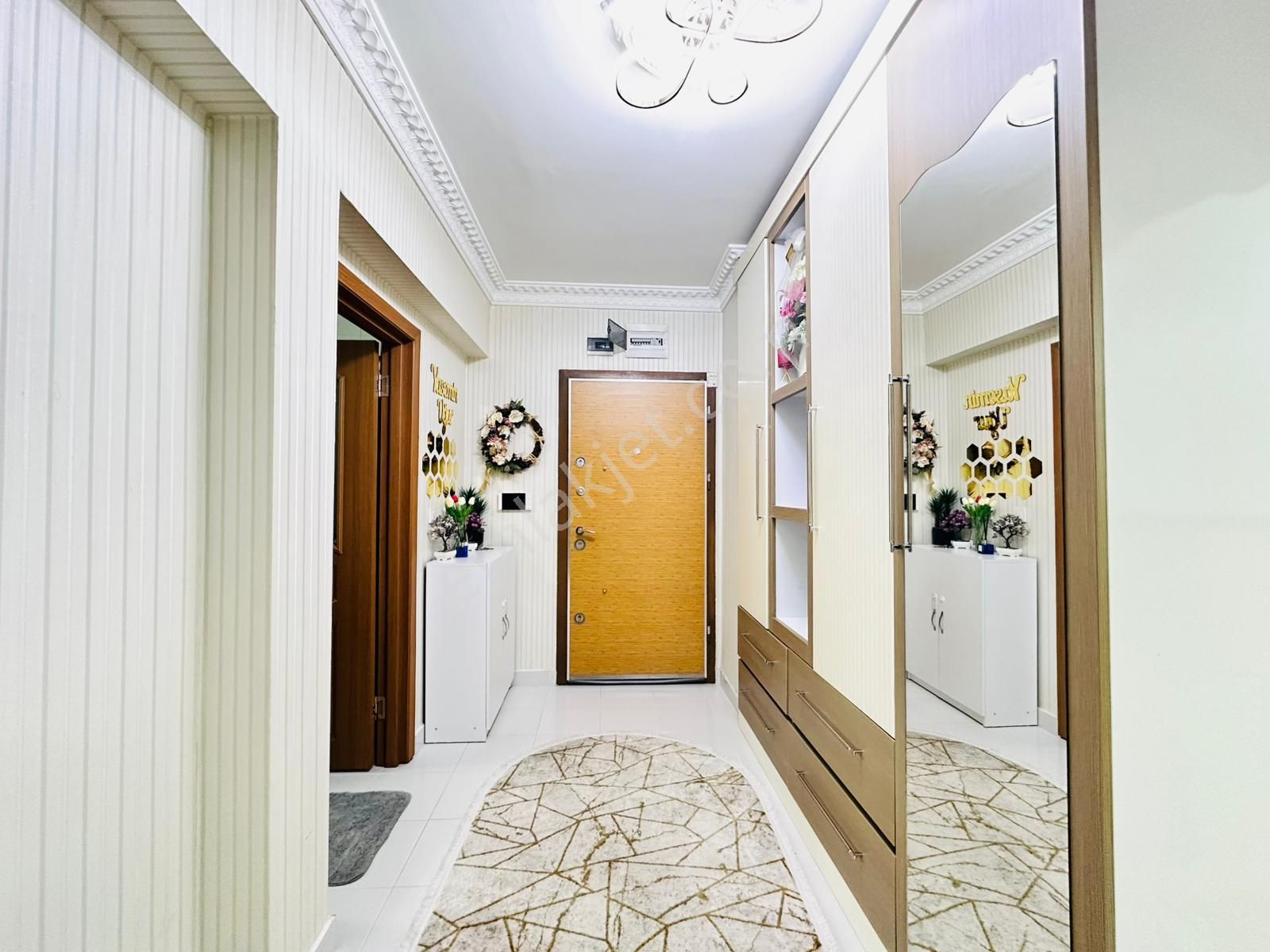 Ufuk Kılıç Emlak'tan Site İçerisinde Full Yapılı G.cephe 3+1 Daire - Görsel 24