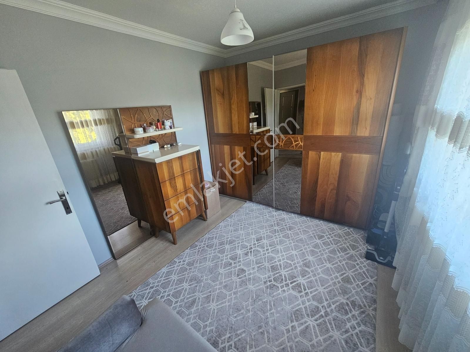 Korucuk Merkezde Satılık Bakımlı Uygun Fiyata Satılık Daire - Görsel 3