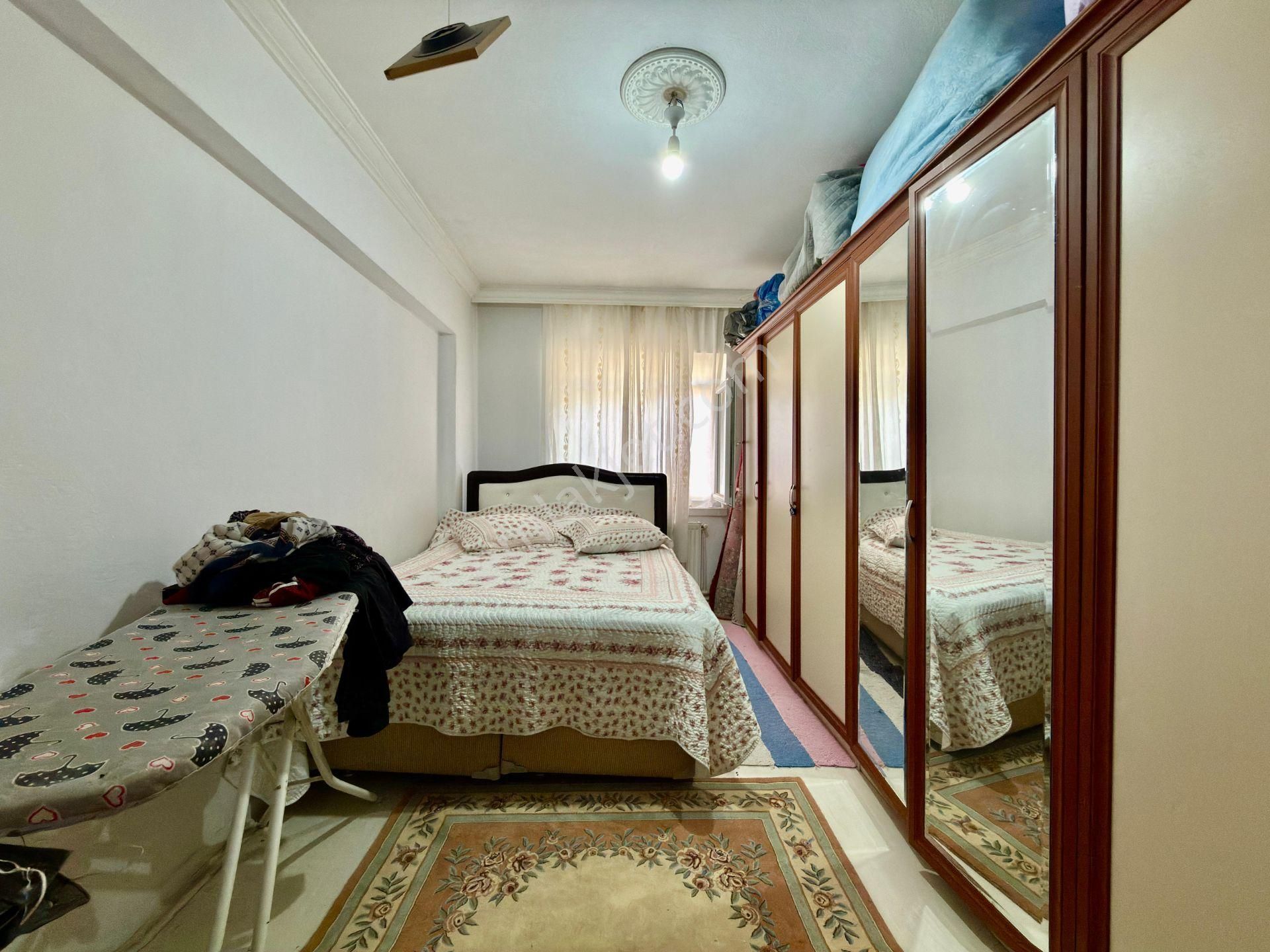 Ufuk Kılıç Emlak'tan Merkezi Konumda Ara Katda Kredi Limitsiz 4+1 - Görsel 26