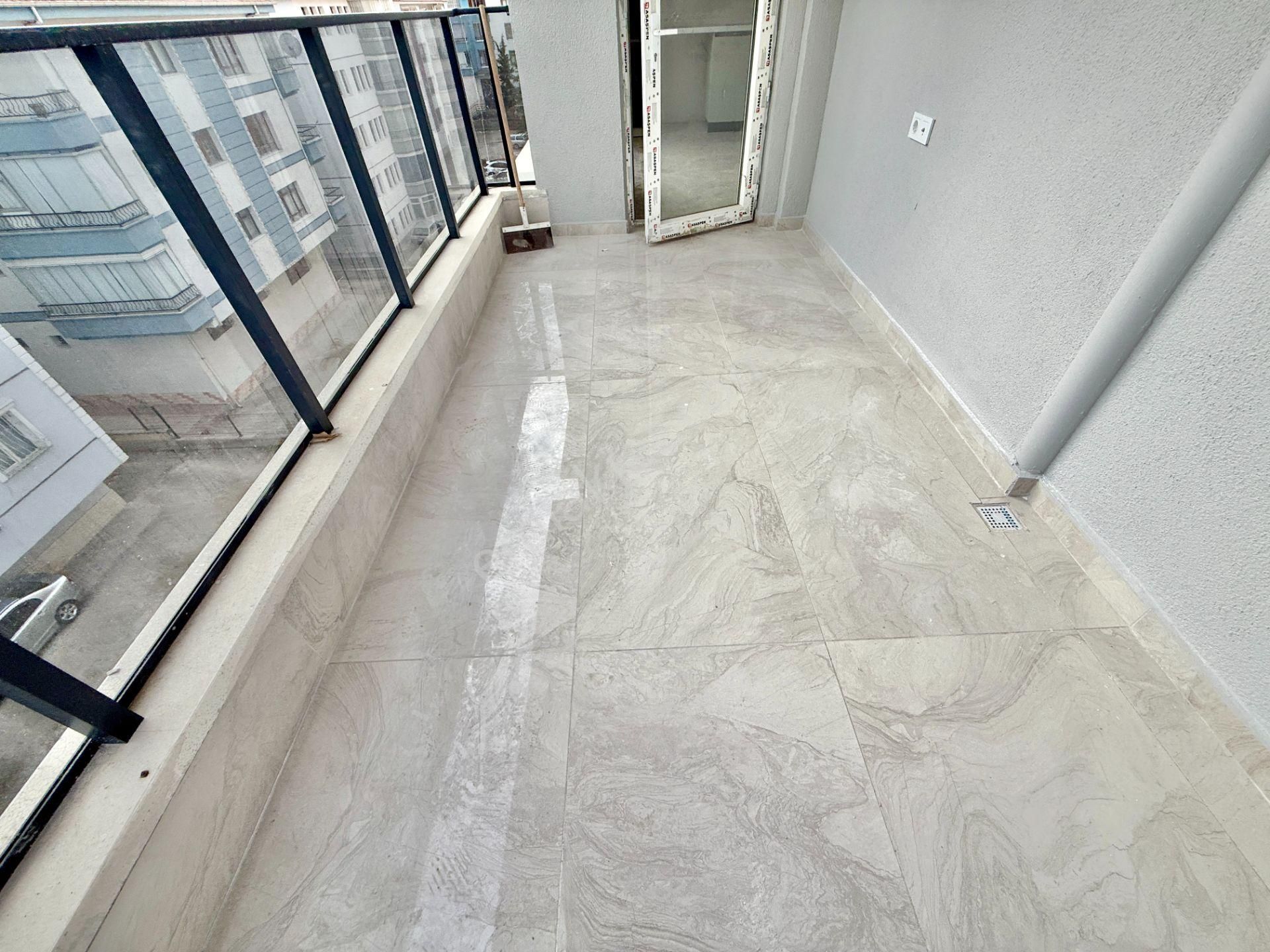 Çiftçioğullarından Sarayda G.odalı E.banyolu Ara Kat 4+1 Fırsat Dairesi - Görsel 5