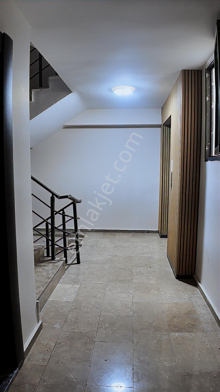 Merkezi Konumda Metroya, Gata, Etlik Şehir Hst 2+1 Kiralık - Görsel 13