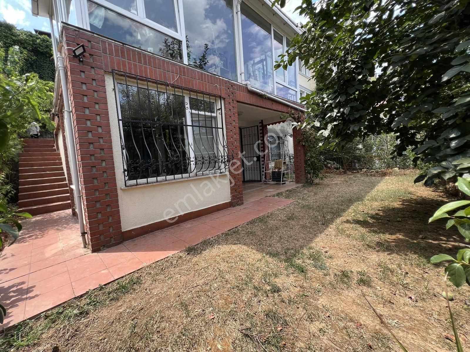 Çengelköy Ata-2 Sitesinde___yeşillikler İçinde 300 M2 Triplex - Görsel 8