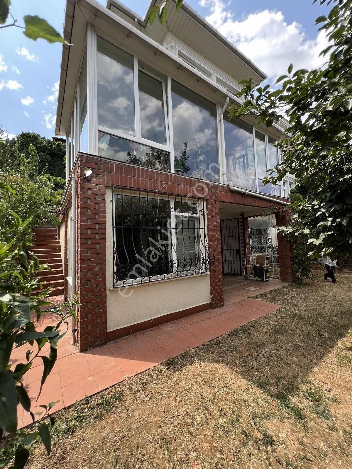 Çengelköy Ata-2 Sitesinde___yeşillikler İçinde 300 M2 Triplex - Görsel 3