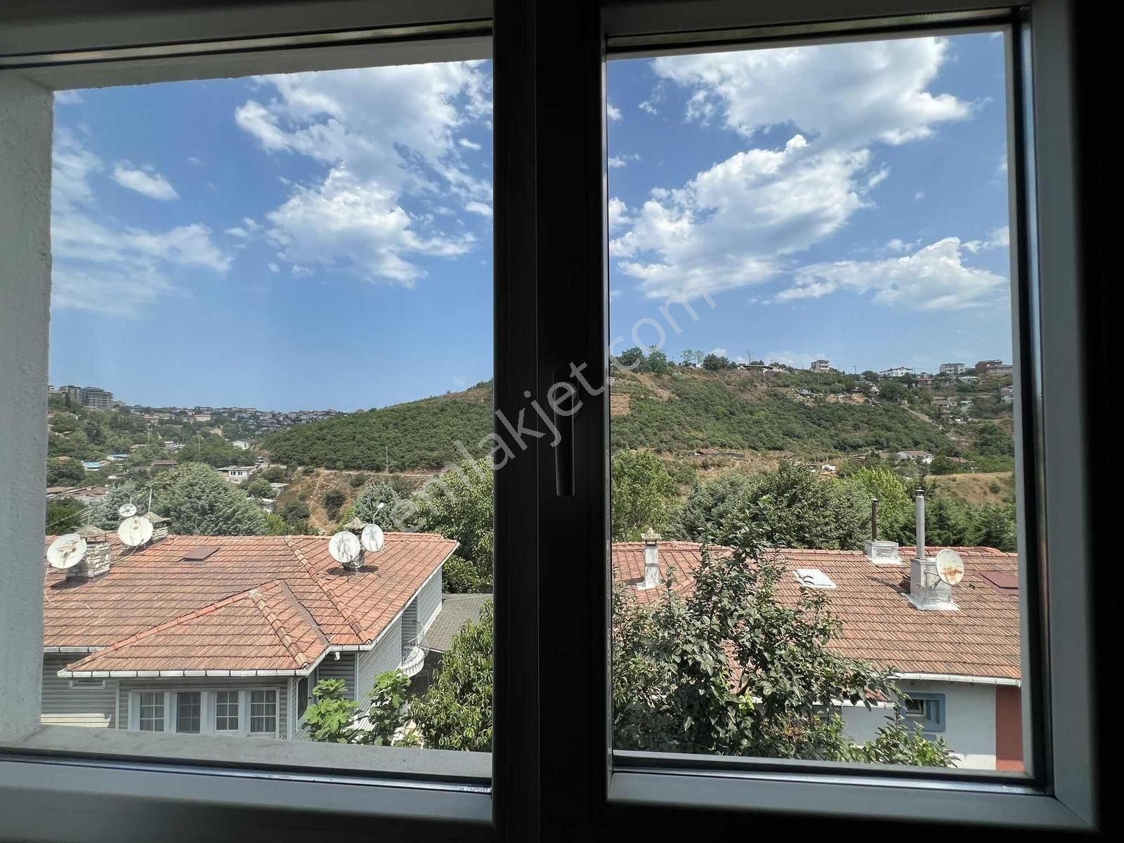 Çengelköy Ata-2 Sitesinde___yeşillikler İçinde 300 M2 Triplex - Görsel 10