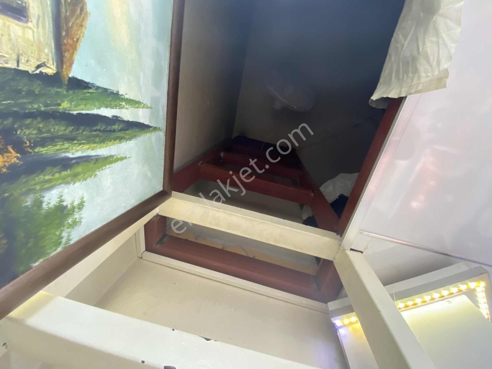 Nişantaşı Mim Plaza'da Geniş Cepheli Satılık Fırsat Dükkan - Görsel 3