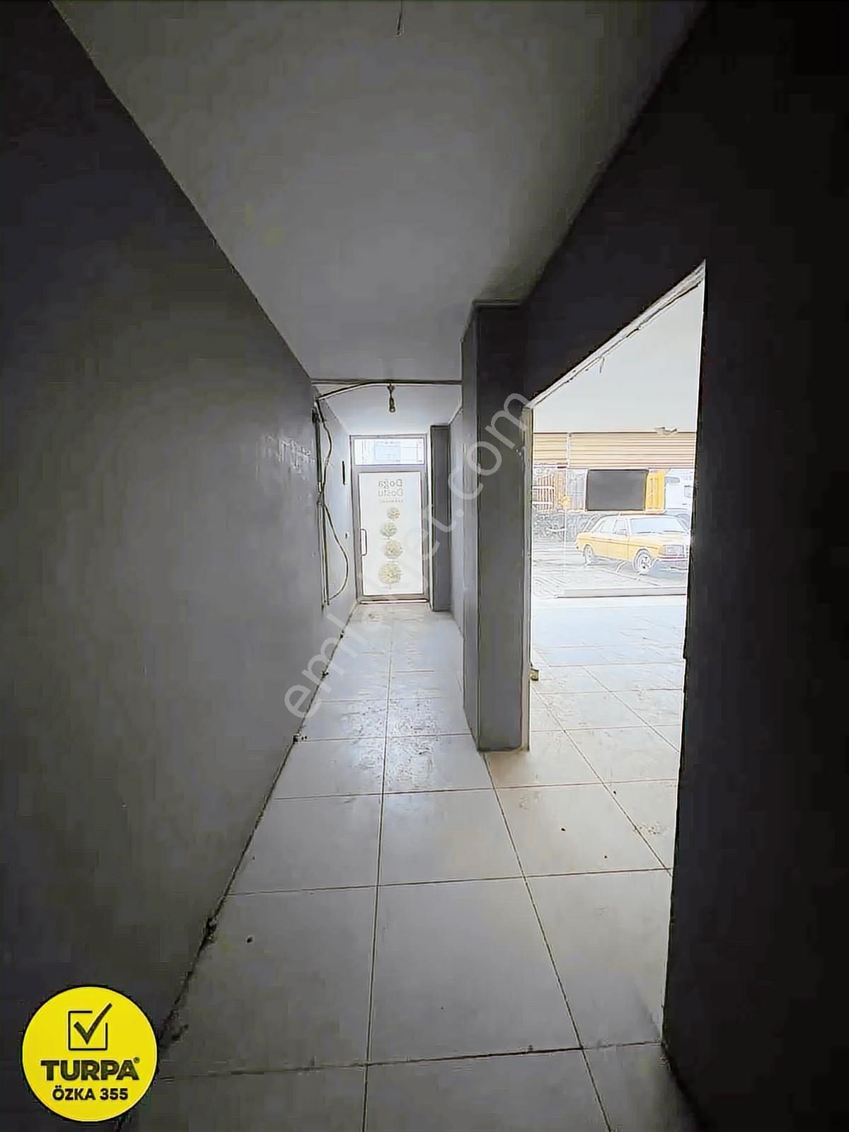 Turpa Özka355'den Kiralık 448m2 Dükkan - Görsel 2