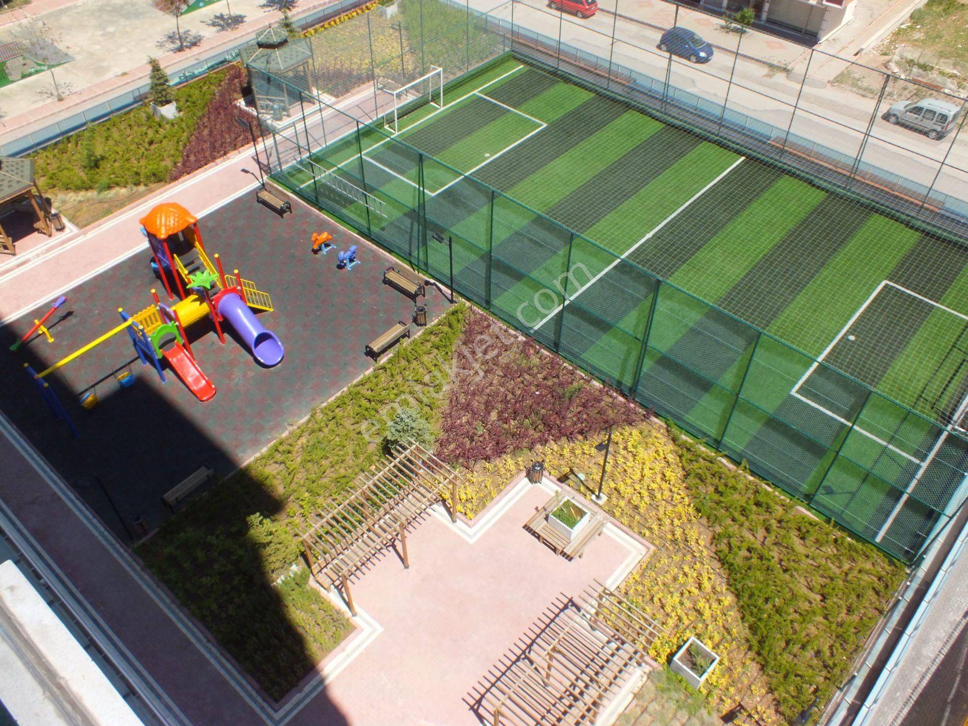 Ufuk Kılıç Emlak'tan Tam Donanımlı Lüx Sitede K.otoparklı 4+1 Daire - Görsel 7