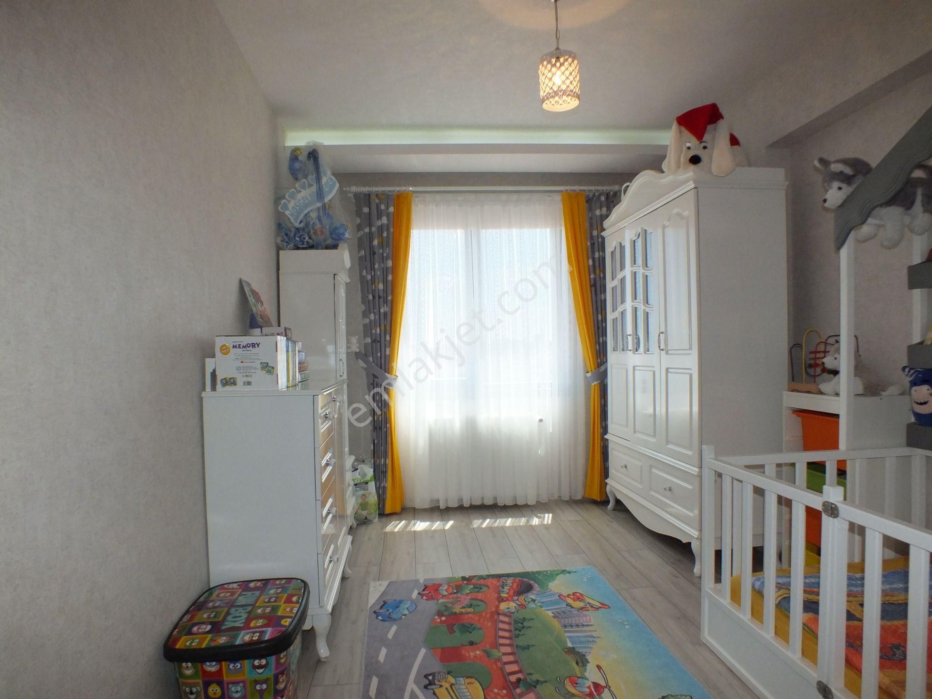 Ufuk Kılıç Emlak'tan Tam Donanımlı Lüx Sitede K.otoparklı 4+1 Daire - Görsel 18