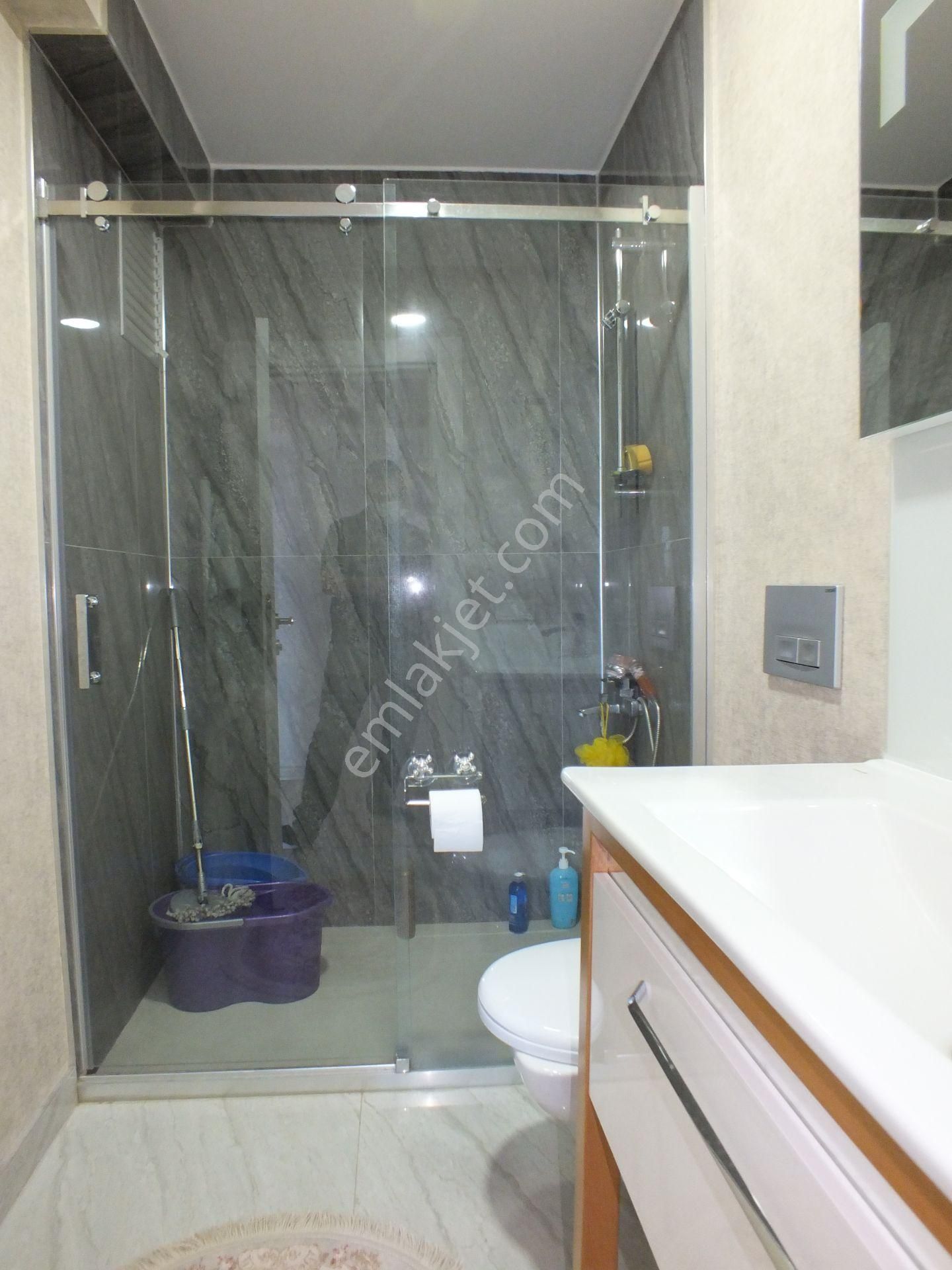 Ufuk Kılıç Emlak'tan Tam Donanımlı Lüx Sitede K.otoparklı 4+1 Daire - Görsel 23