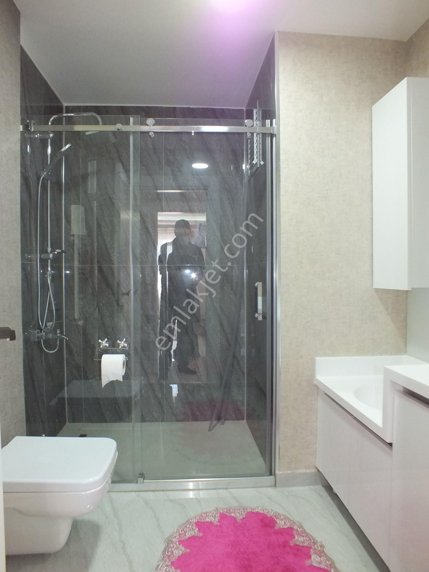 Ufuk Kılıç Emlak'tan Tam Donanımlı Lüx Sitede K.otoparklı 4+1 Daire - Görsel 25