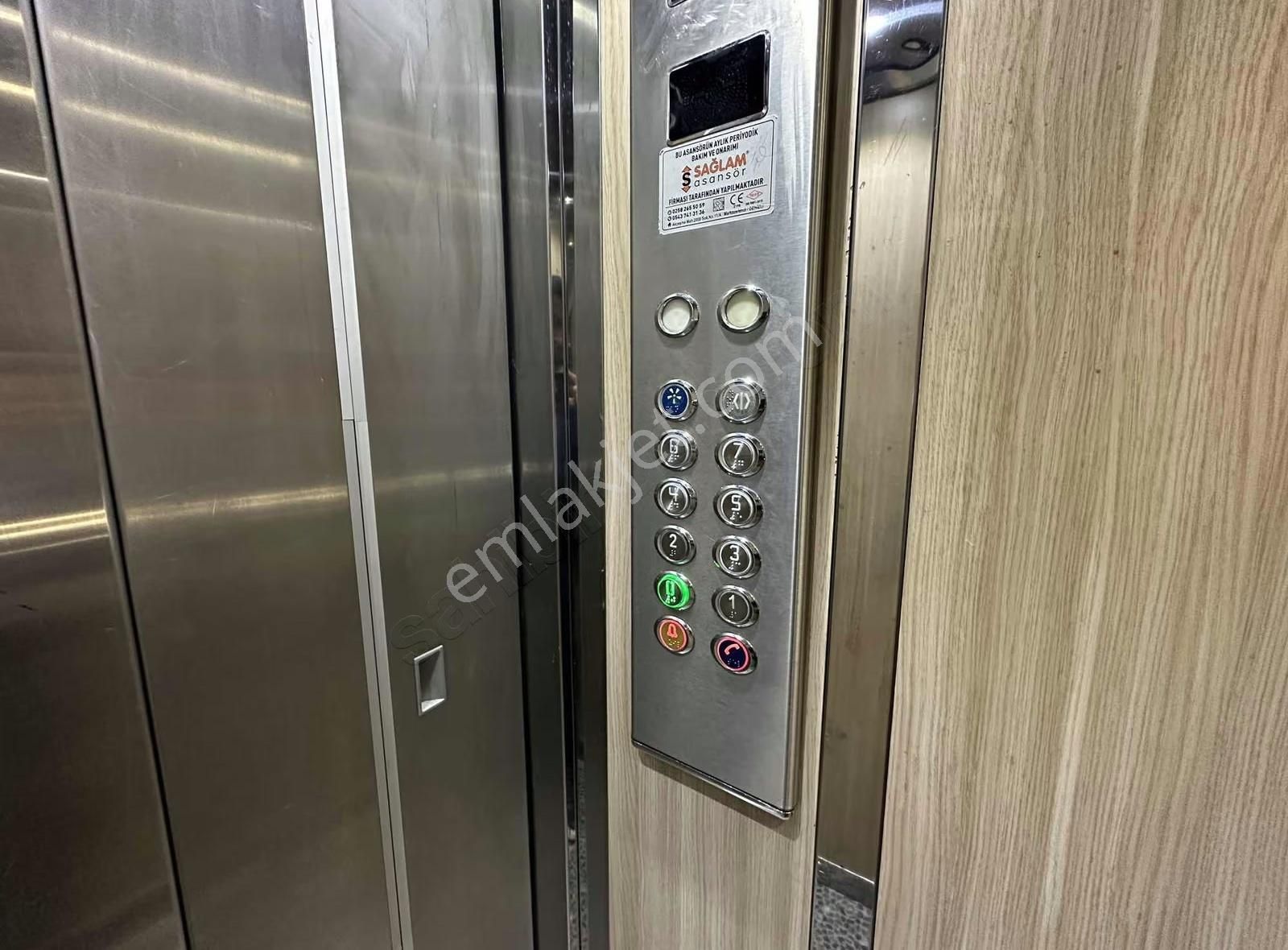 Çaybaşı Caddesi Üzeri 150 M² 3+1 Satılık Daire Krediye Uygun - Görsel 10