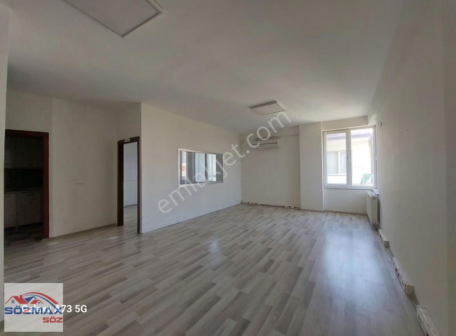 Güllübahçe İş Merkezinde 3 Odalı ,çift Wc Li Asansörlü Ofis - Görsel 4