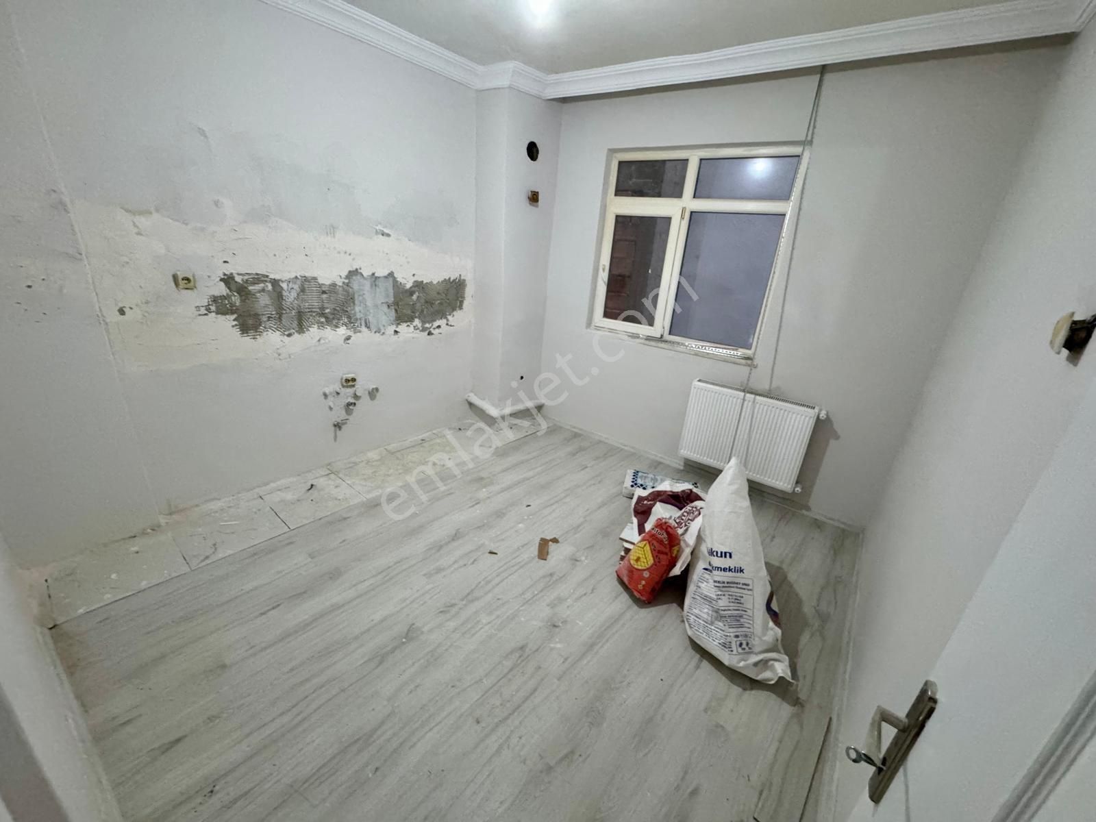 Evim-nur'dan Unkapanı Mh. 2+1 2. Kat Dış Cepheli İçi Yapılı Daire - Görsel 10