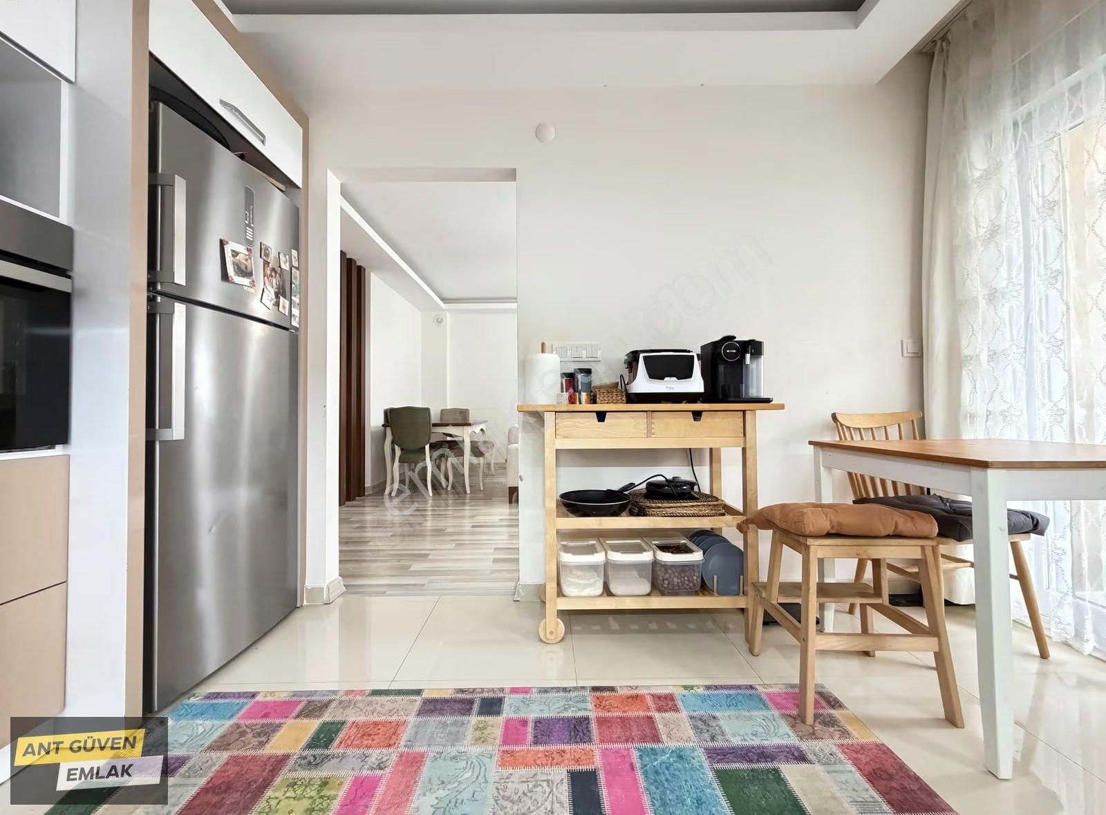 Havuzlu Köşe Binada Ebeveyn Banyolu 3+1 Asansörlü Geniş Arakat - Görsel 30