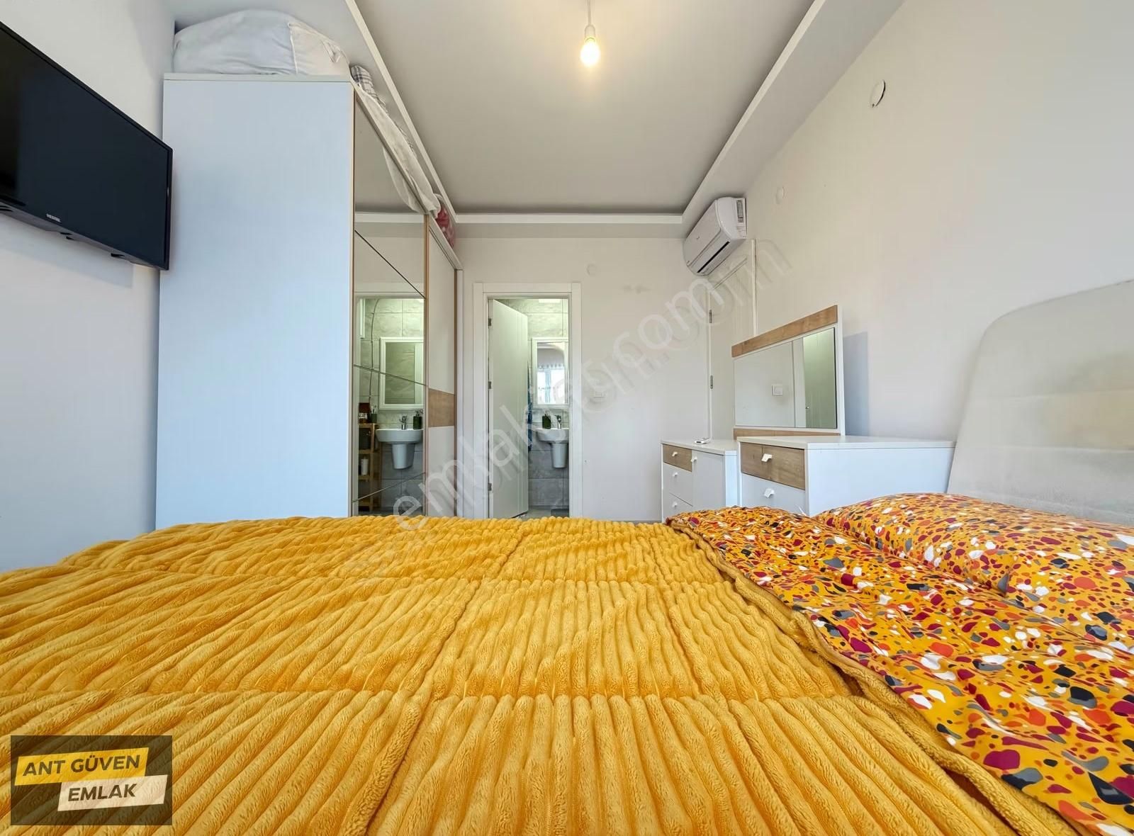 Havuzlu Köşe Binada Ebeveyn Banyolu 3+1 Asansörlü Geniş Arakat - Görsel 27