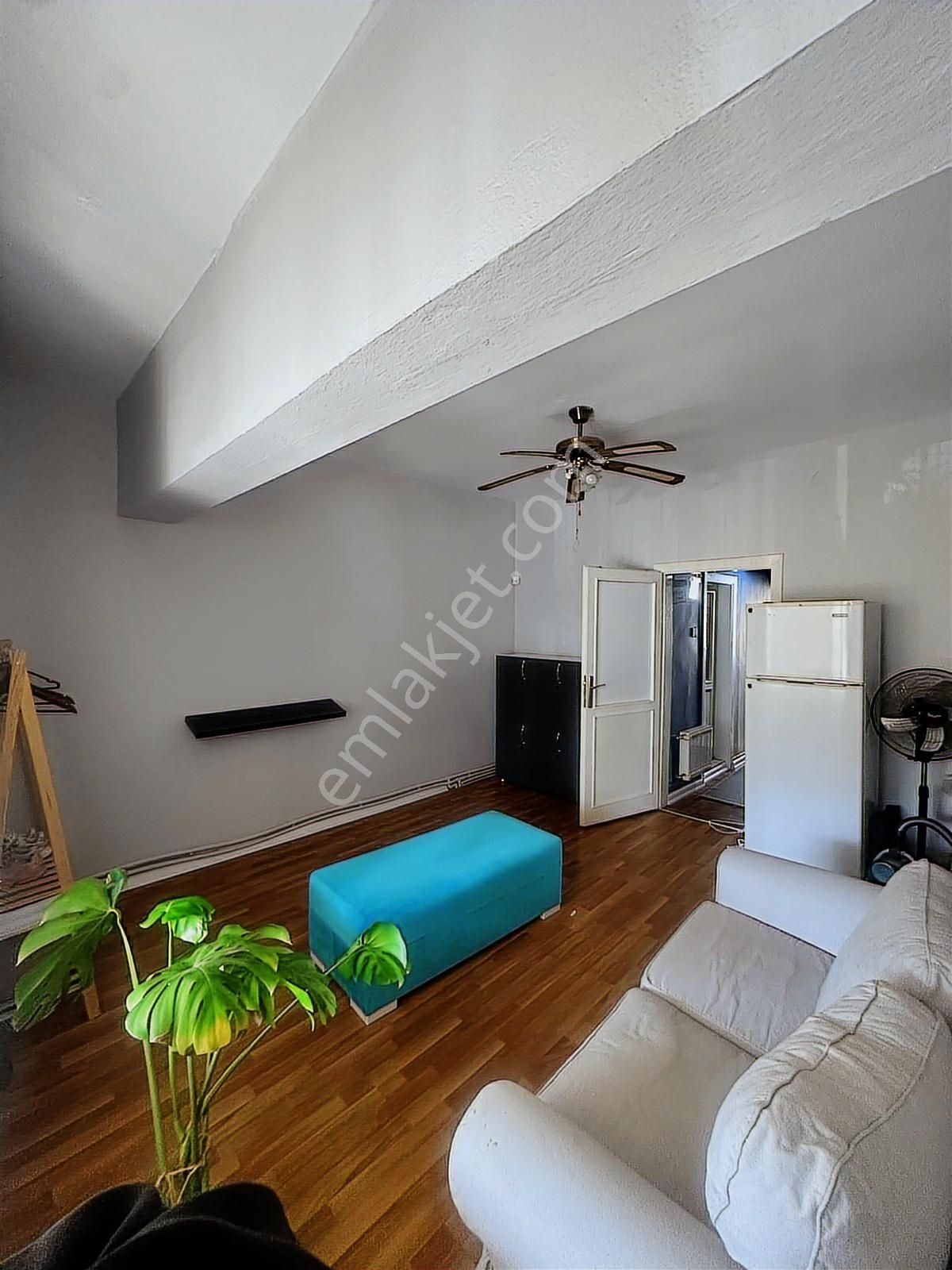 Barbaros Mahallesi'nde Satılık Bahçeli Müstakil Bina - Görsel 3