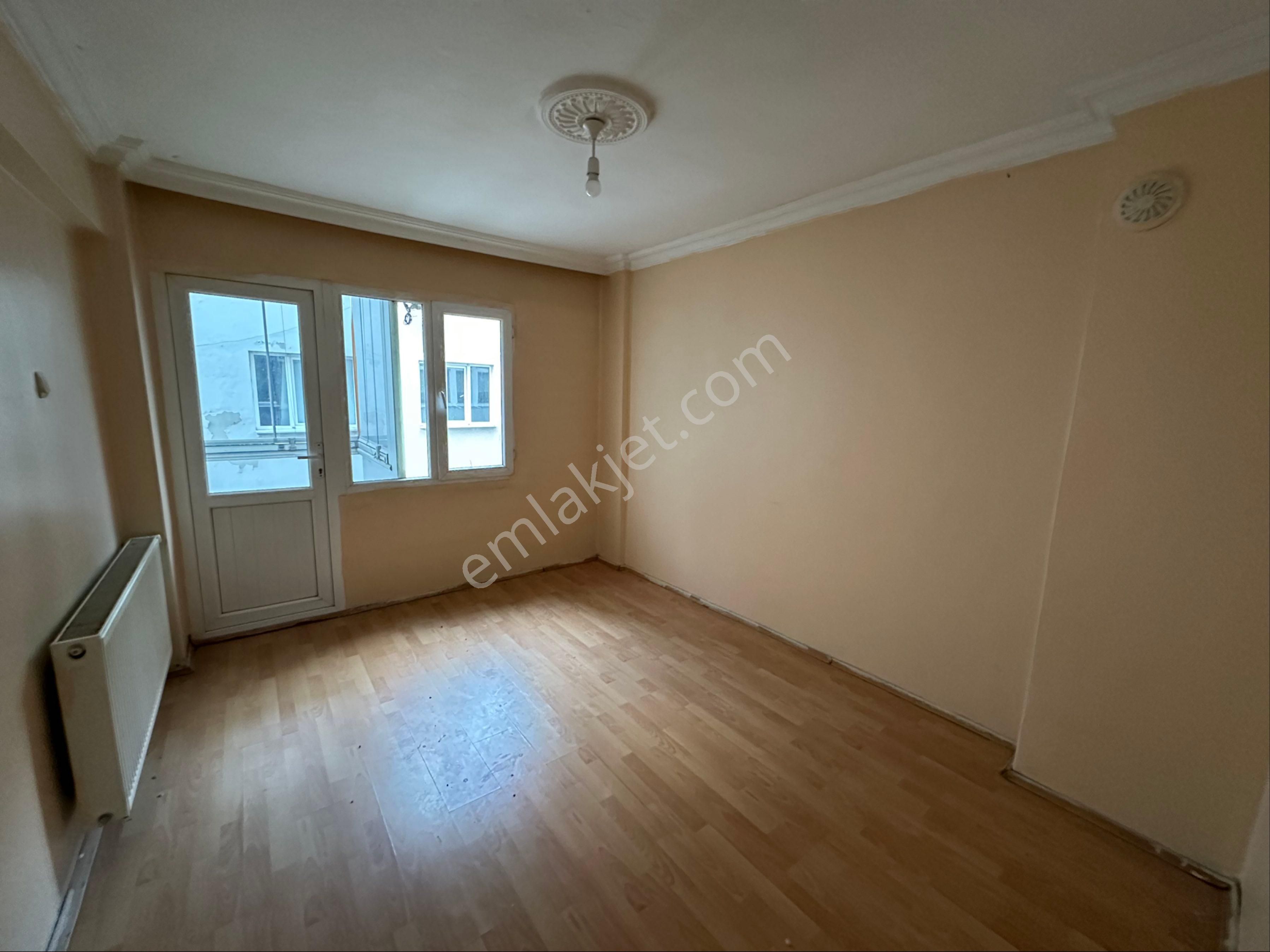 Hürriyet Mahallesinde Satılık 2+1