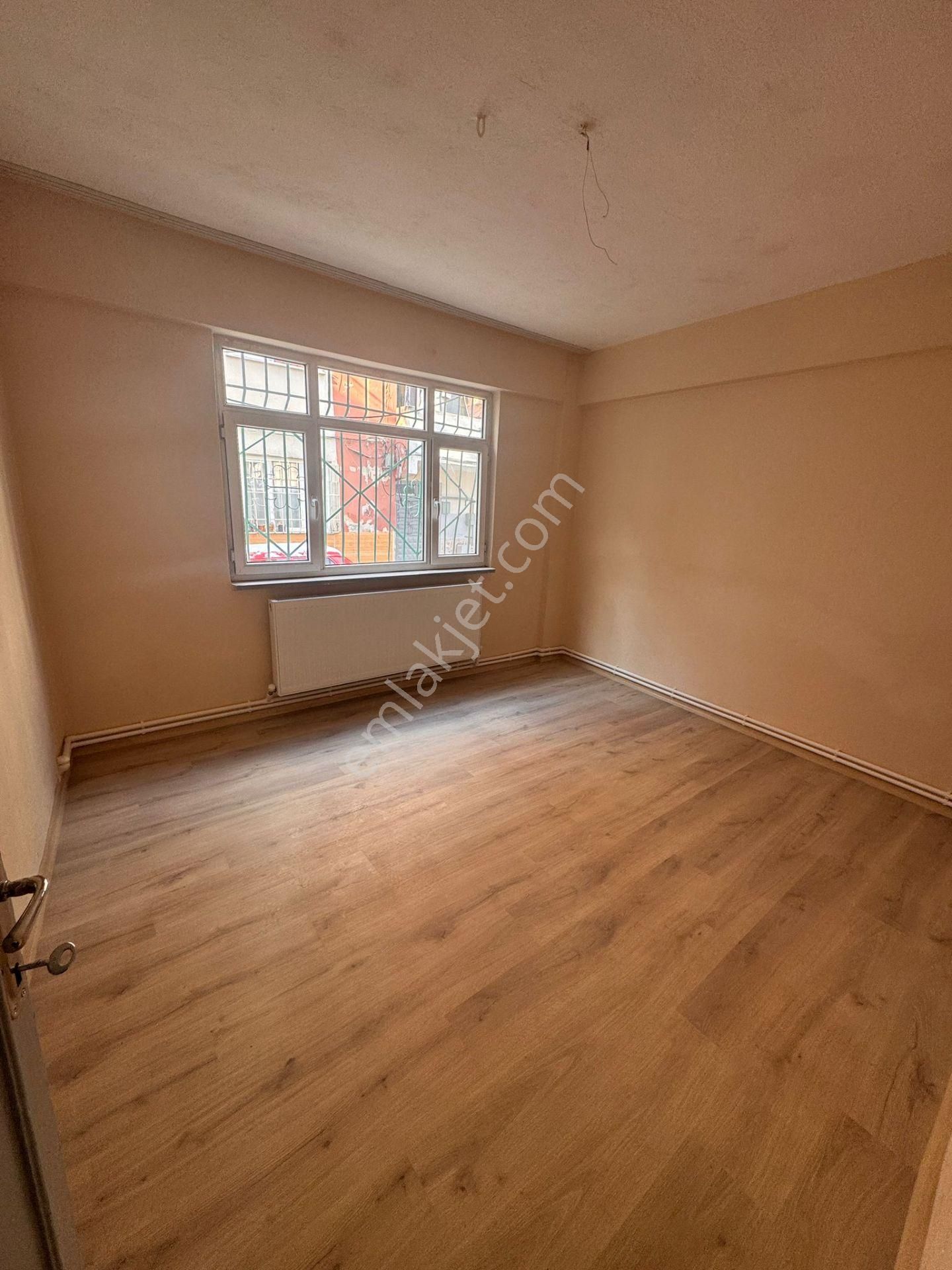 Çınarönü Mahallesinde Yenilenmiş Kiralık Daire - Görsel 10