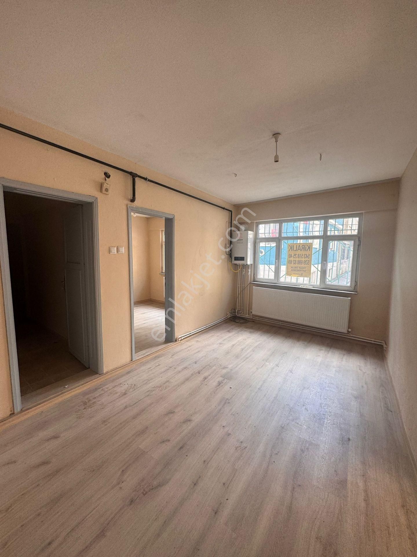 Çınarönü Mahallesinde Yenilenmiş Kiralık Daire - Görsel 8