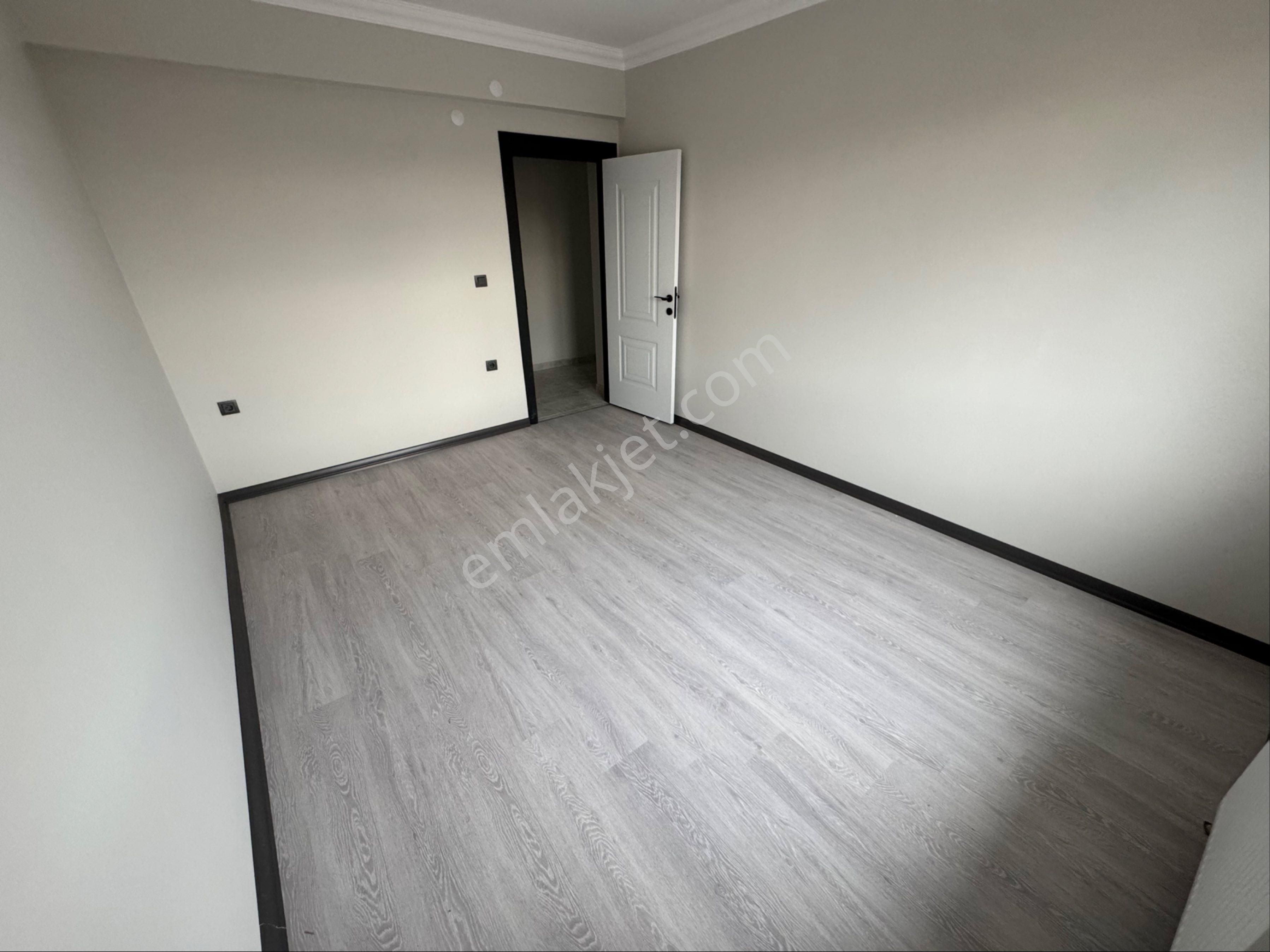 Ak Auto Gayrimenkul'den - Çınarlı Mah. Satılık 2+1 Daire - Görsel 4