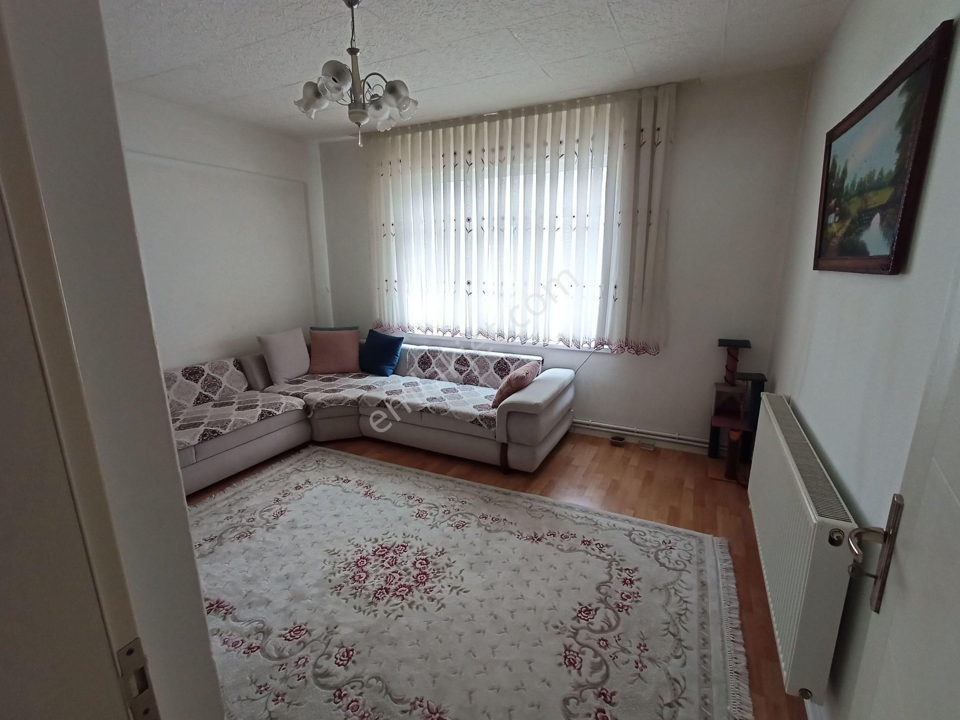 Furkan Emlaktan Yenidoğan Mh. 2+1 5.kat 100m2 Çift Balkonlu Fırsat Daire - Görsel 3