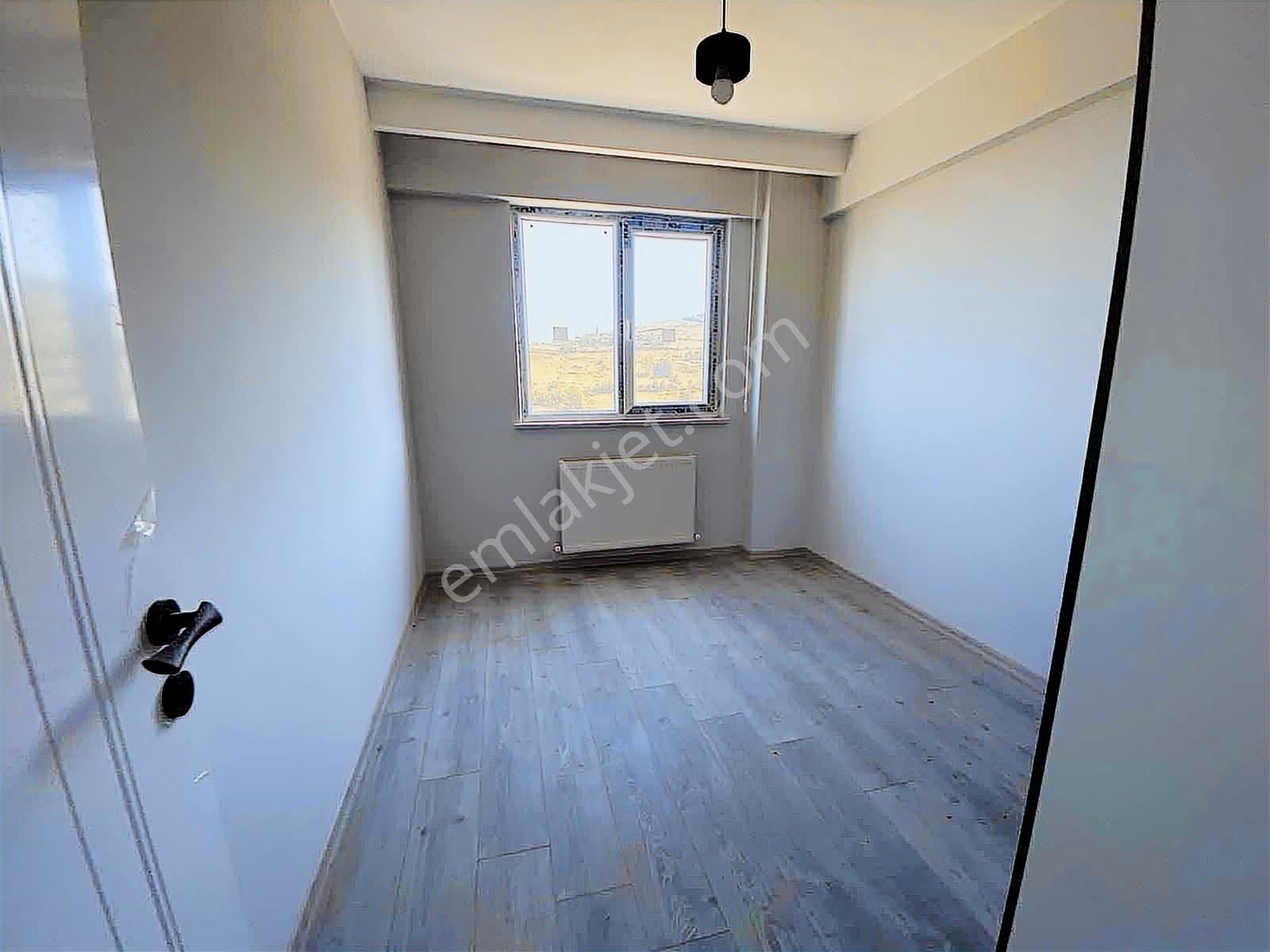 Canik Hasköy'de Merkezi Konumlu 2+0 Lüks Daire - Görsel 12