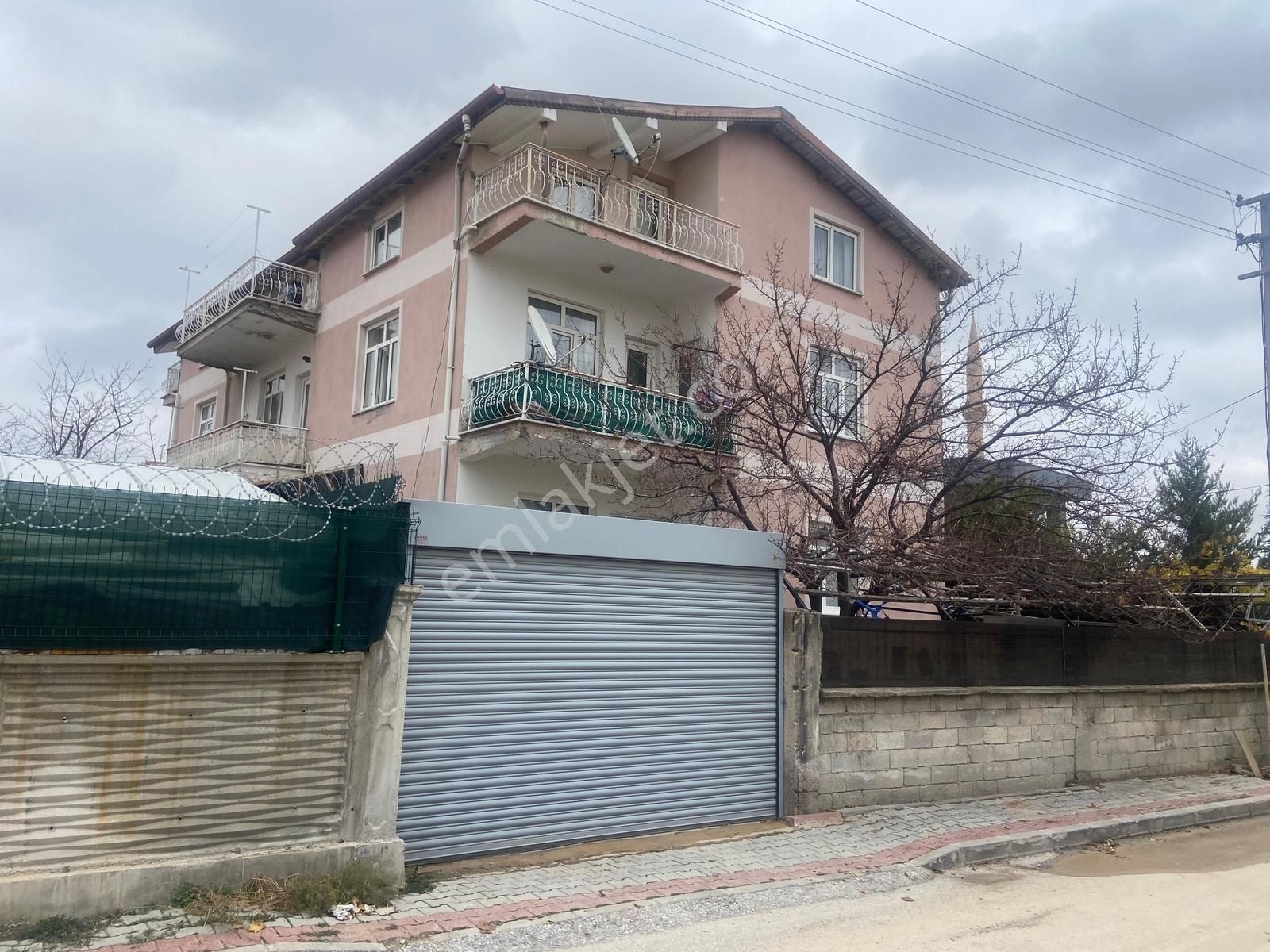 Emlakyap Tan Meram Selverde Müstakil 528 M2 Arsalı 3 Katlı Bina - Görsel 9