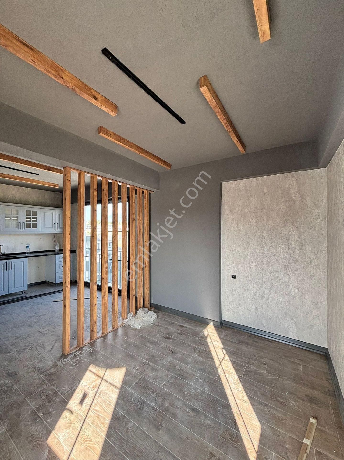 Çınarlıda Bulvar Üzeri 1+1 Ultra Lüks Satılık Daireler - Görsel 3