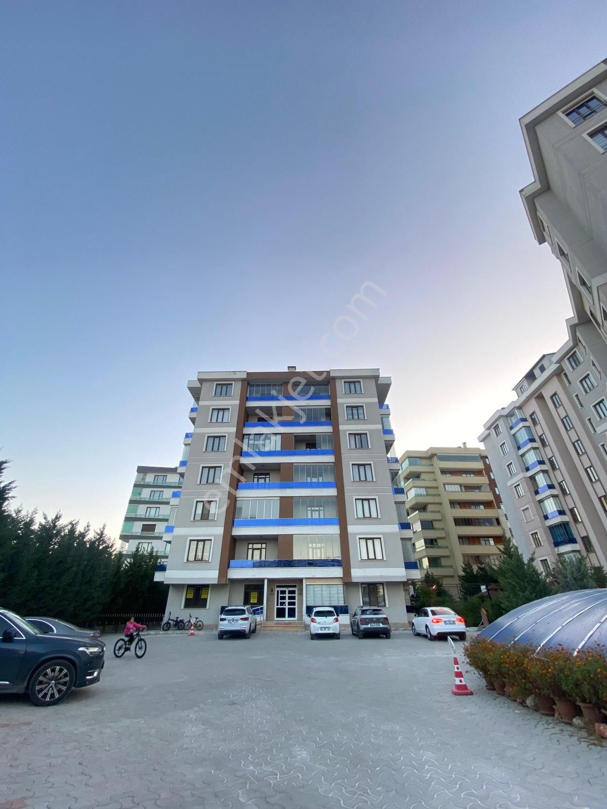 Ulaşım, Konfor Ve Prestiji Bir Araya Getiren Can Yaka Konutları - Görsel 31