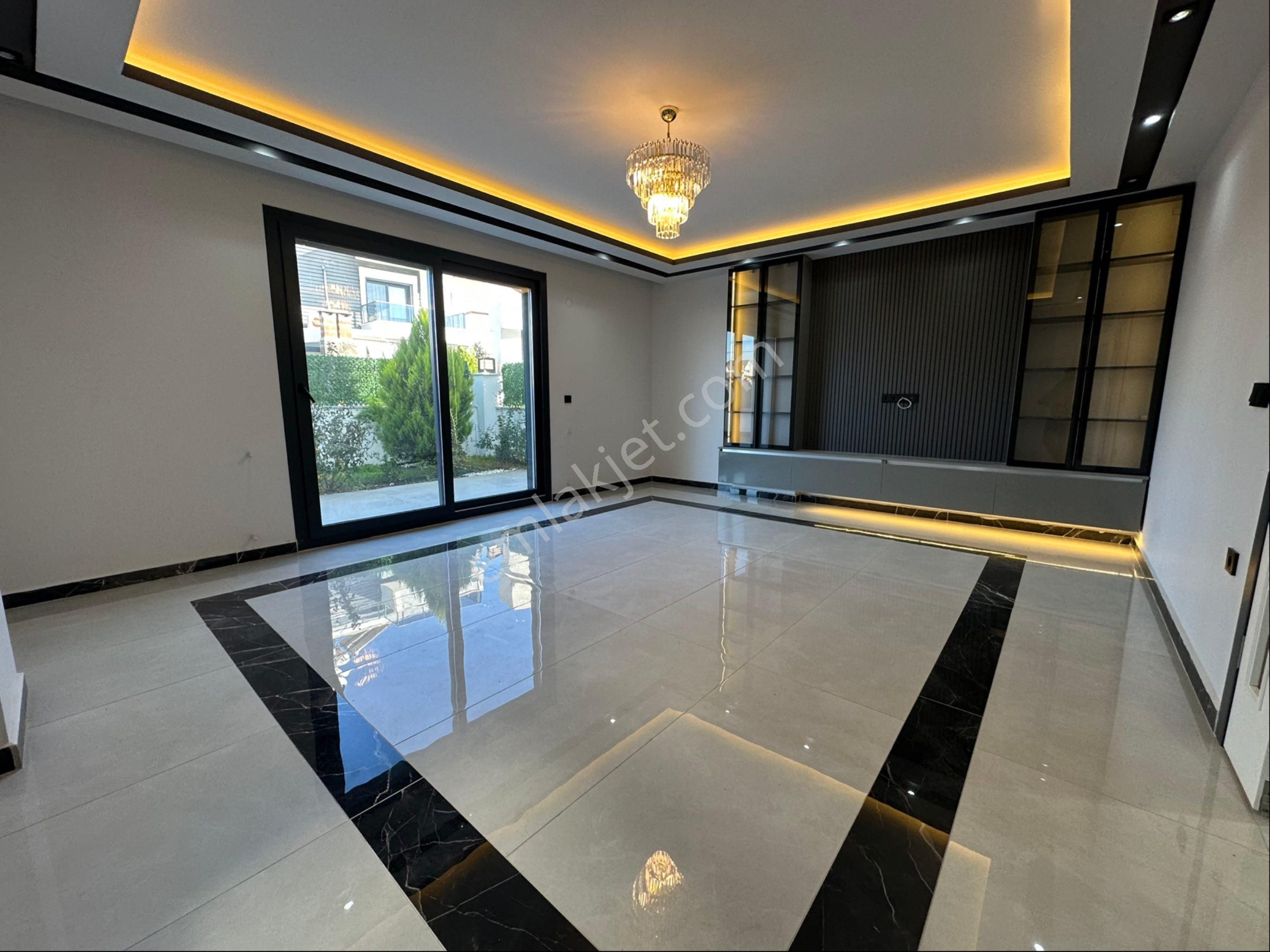 Didim Altınkum Satılık 5+1 Akıllı Sistem Havuzlu Villa - Görsel 12