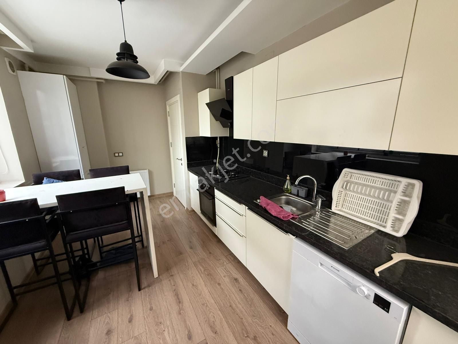 Ziyapaşa'da/blv Üzeri/5 Yaş/3+1/k.mutfak/ç.banyo/g.odalı/kombili - Görsel 26