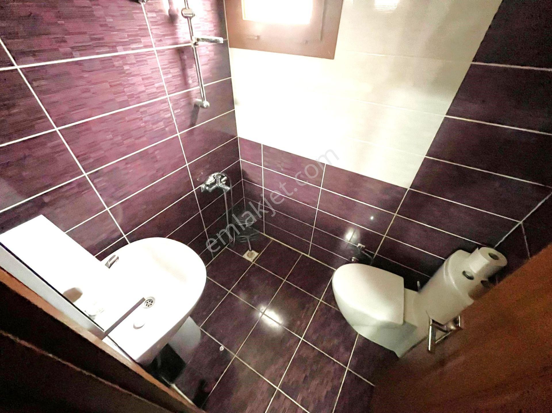 Tek Yetkili Aygül'den Akçay'da Giyinme Odalı Geniş Teraslı Ebeveyn Banyolu 4+1 Acill Satılık Villa - Görsel 22